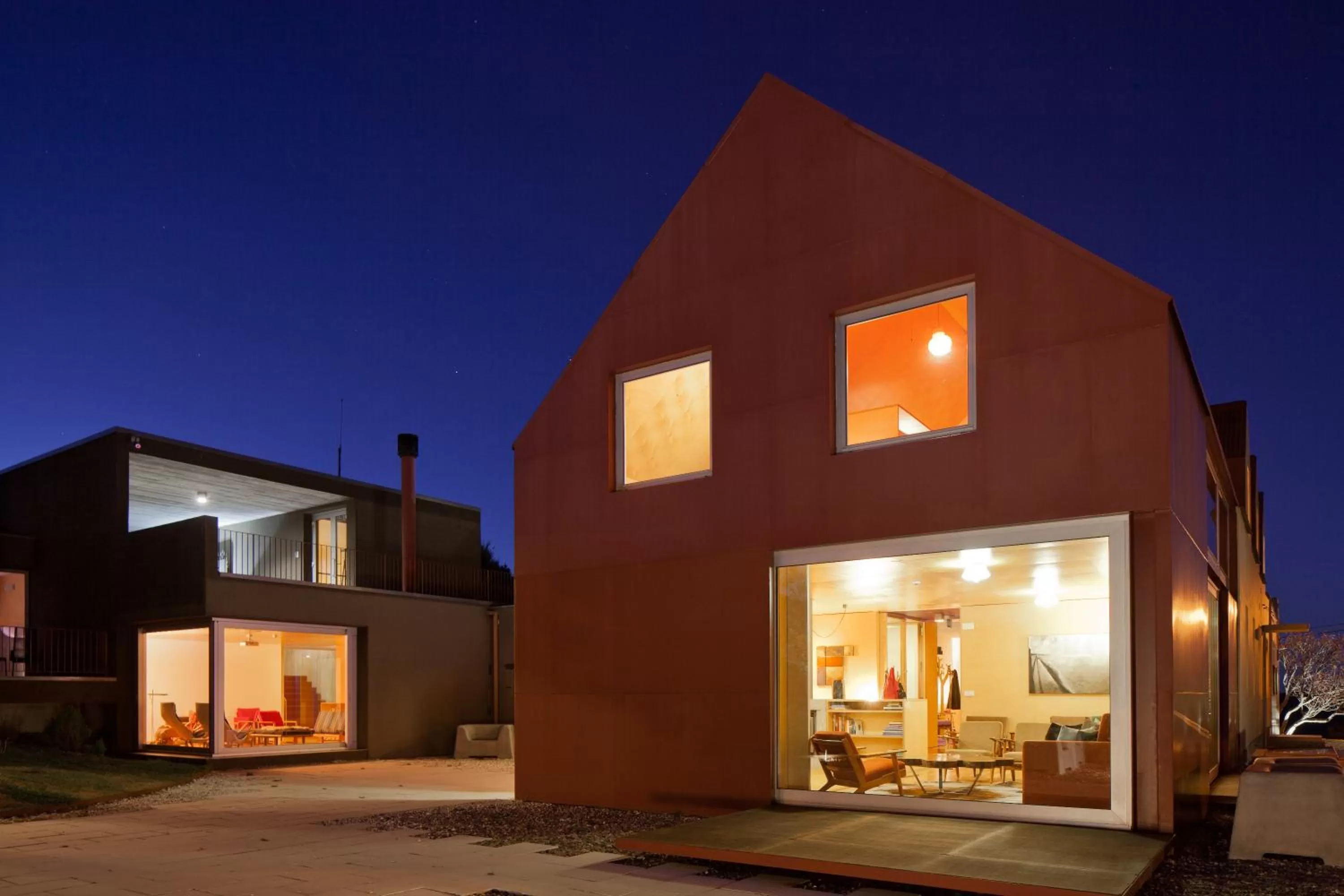 Property building in Casa das Penhas Douradas - Burel Expedition Hotel