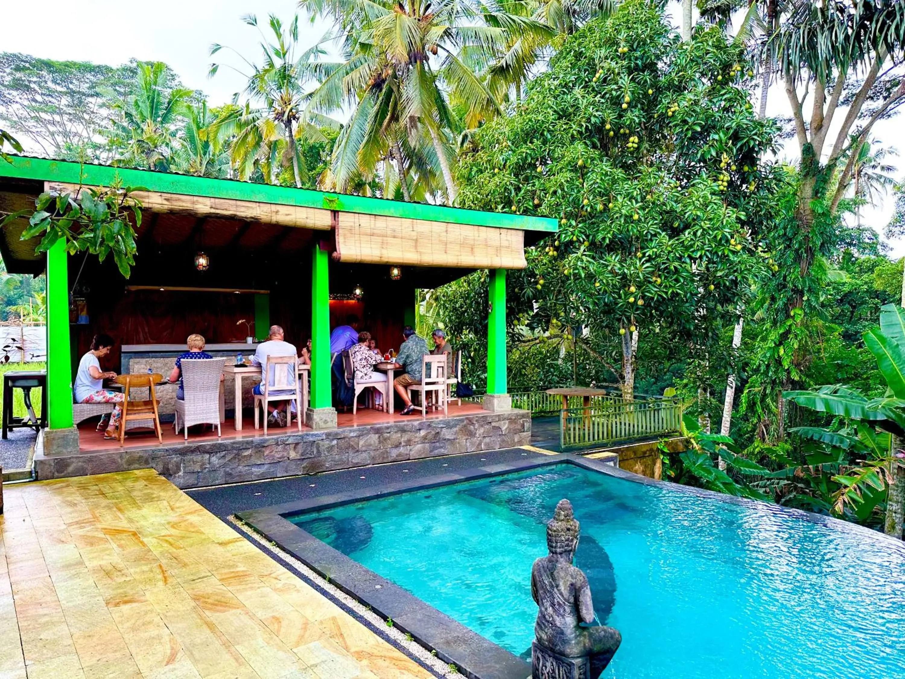Restaurant/places to eat, Swimming Pool in Dupa Ubud Villa
