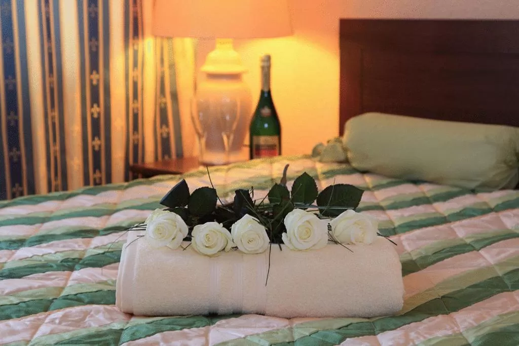 Bed in Hotel Central Inn am Hauptbahnhof Pension