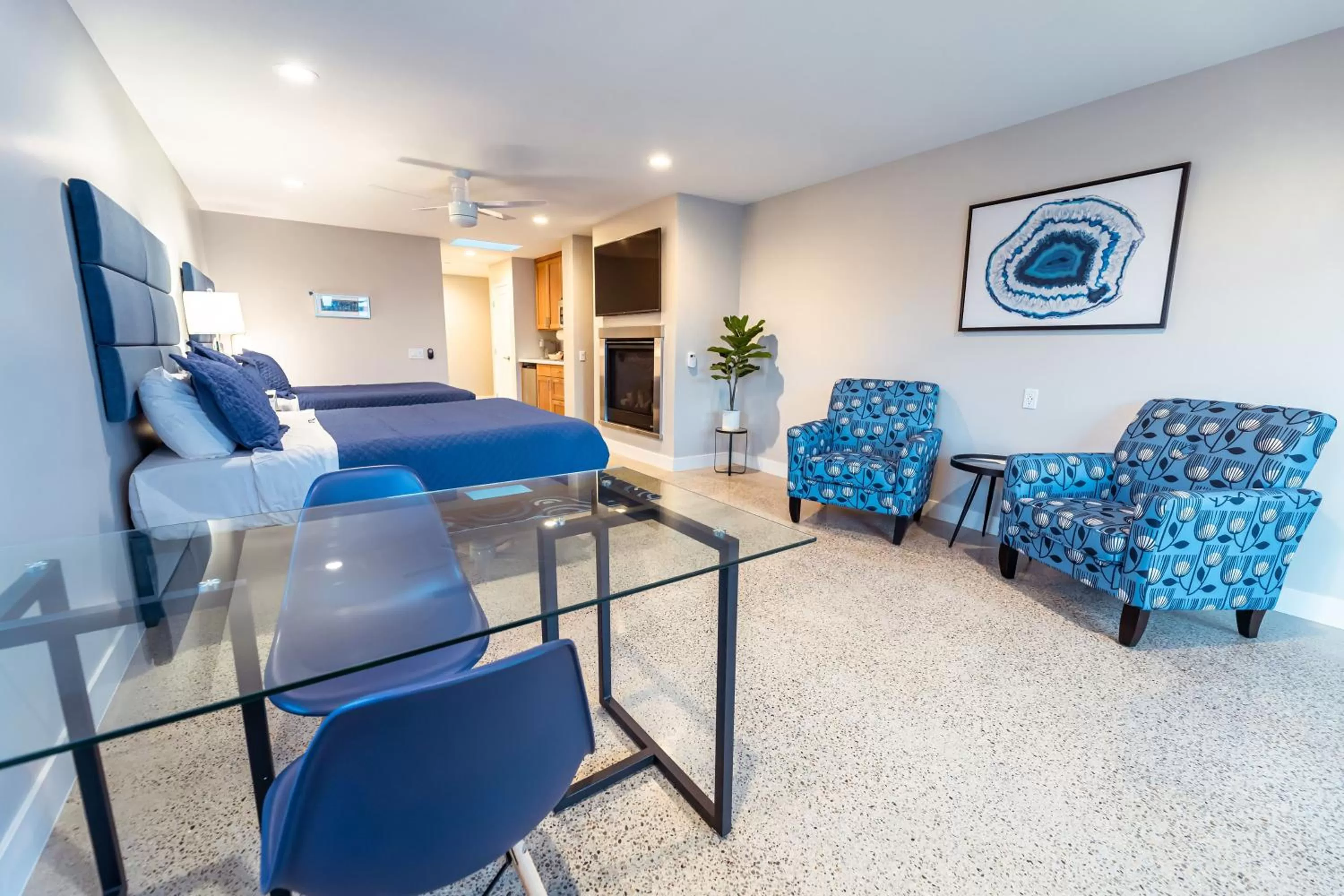 Seating Area in Baywood Inn Bed & Breakfast