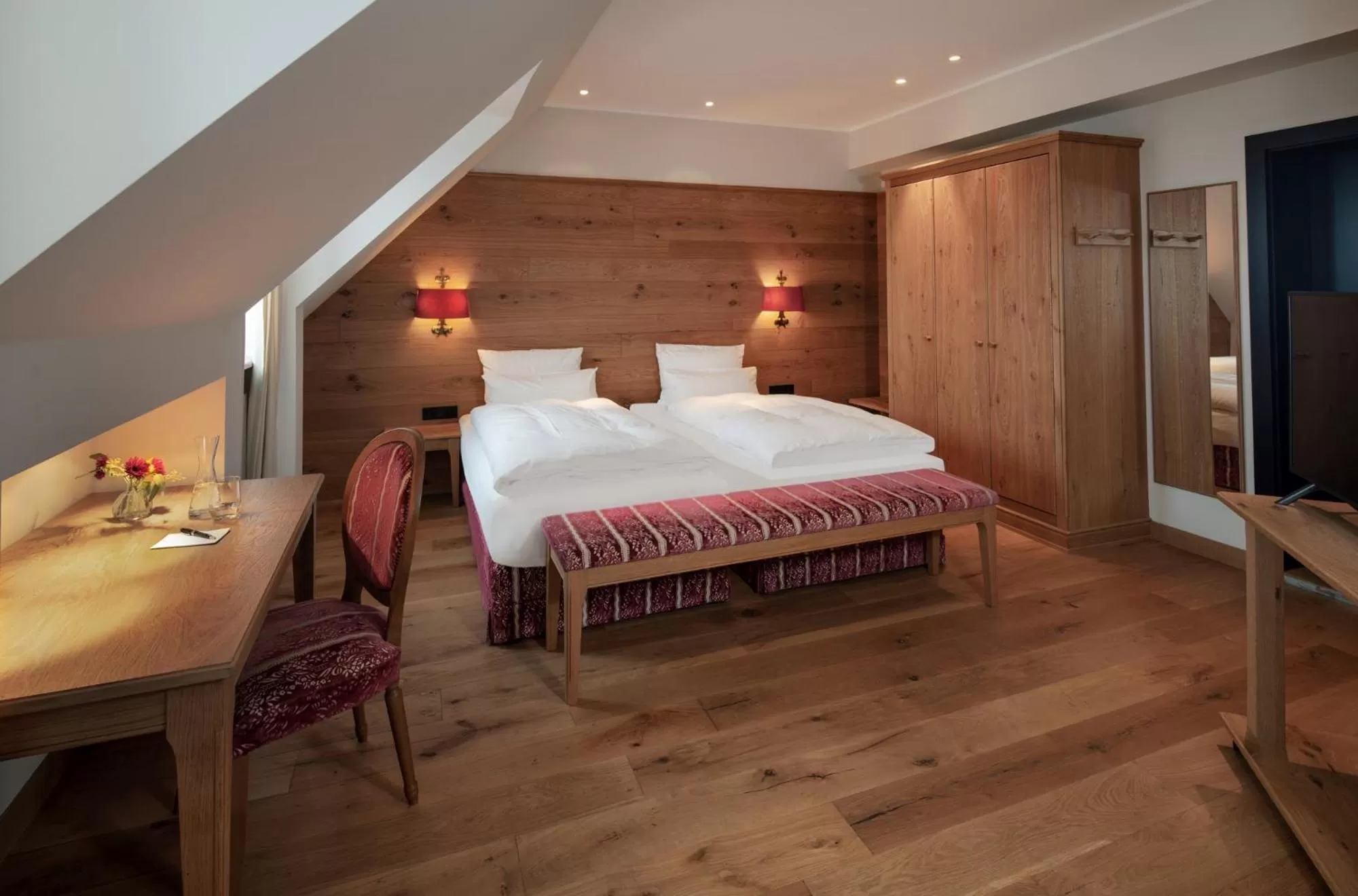 Bed in Eden Hotel Wolff