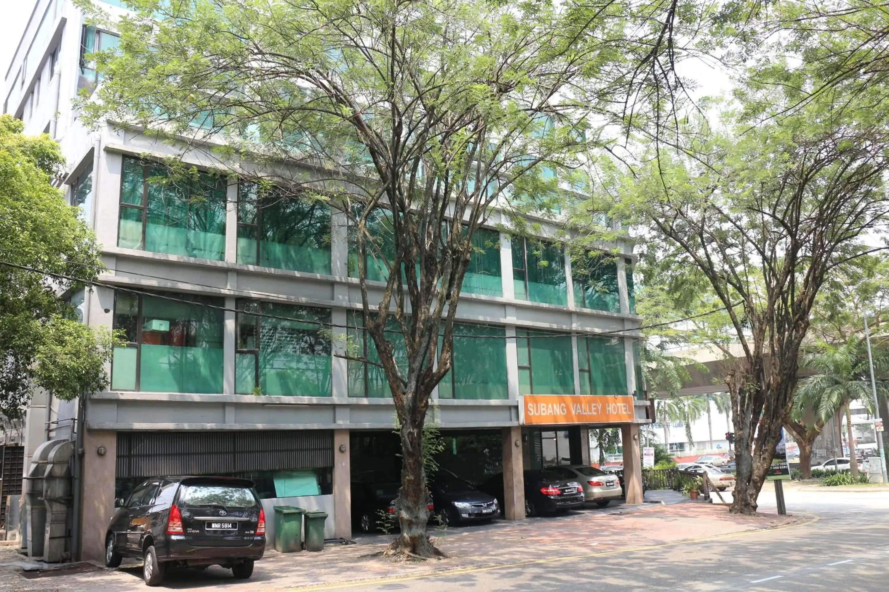 Facade/entrance, Property Building in Subang Valley Hotel