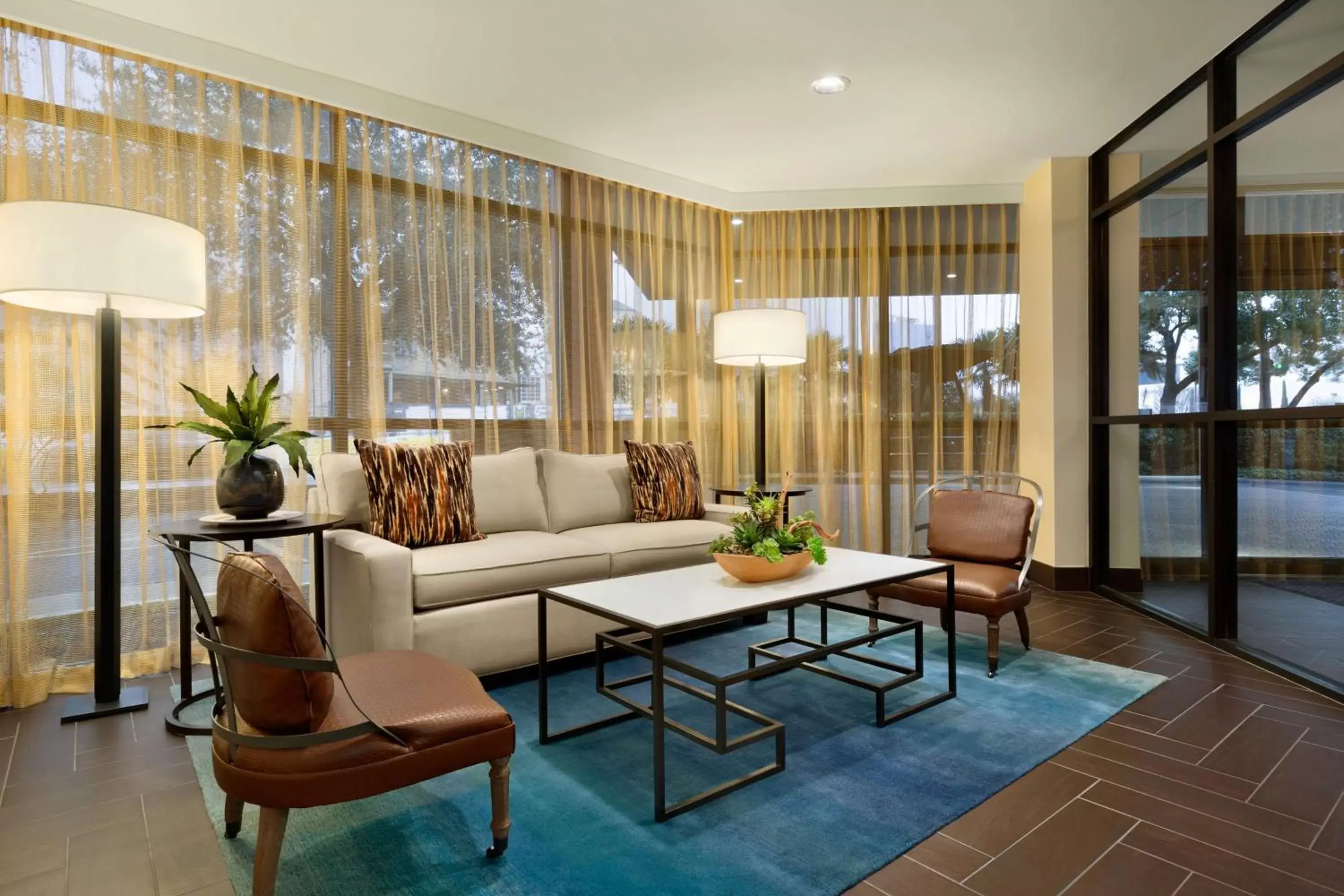 Lobby or reception, Seating Area in Embassy Suites by Hilton Austin Downtown South Congress