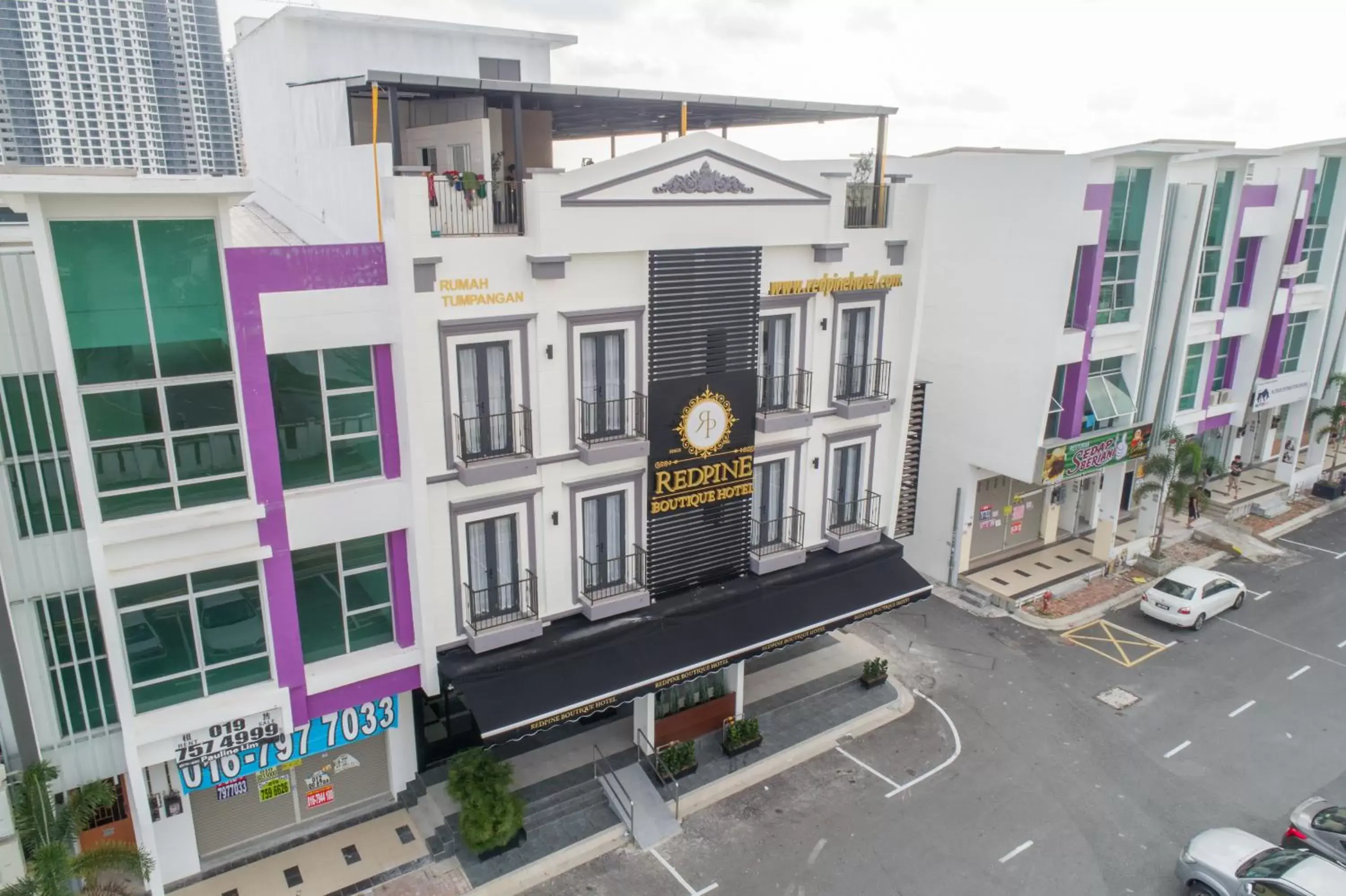 Property building in Redpine Boutique Hotel Property building in Redpine Boutique Hotel