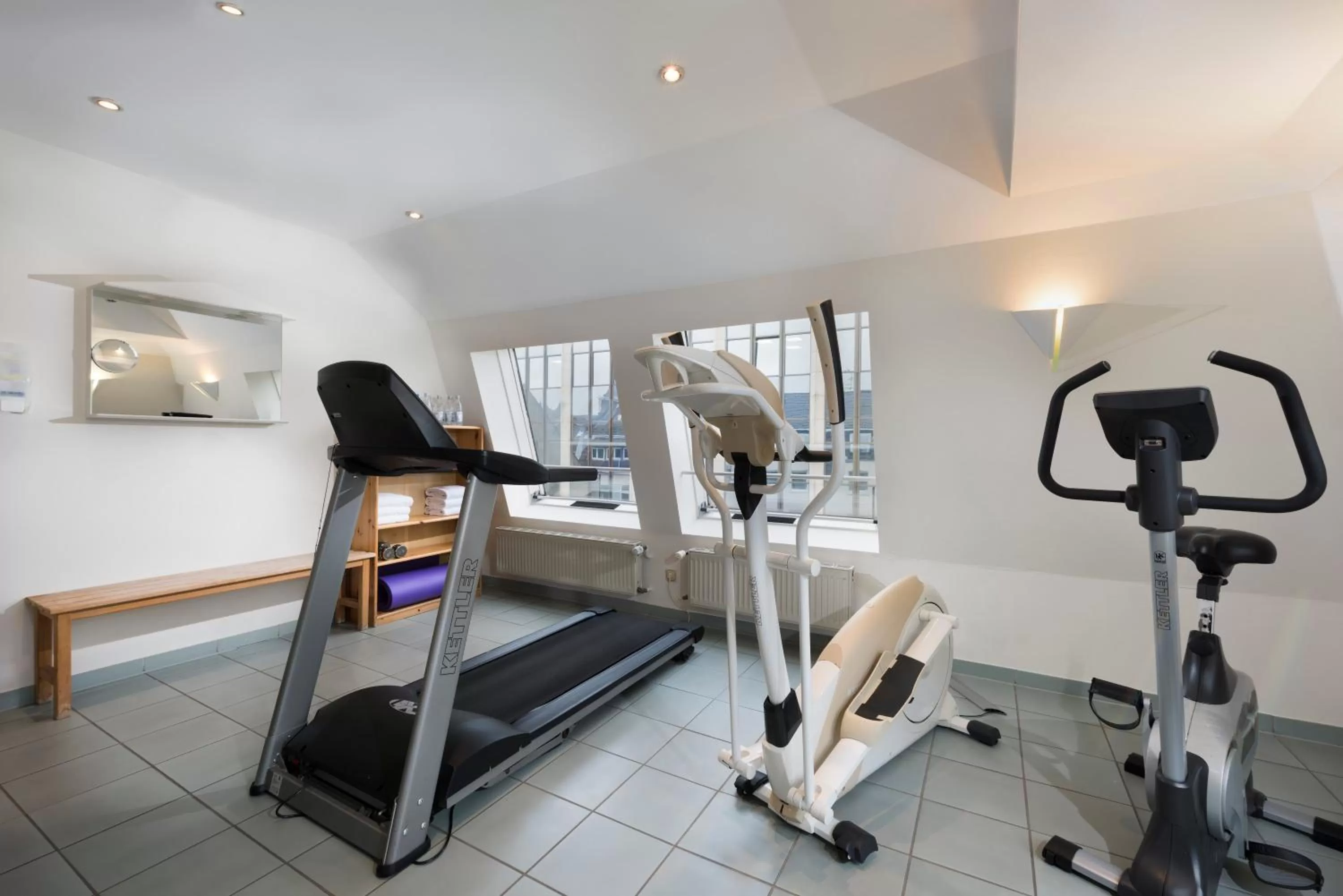 Fitness centre/facilities in TRYP by Wyndham Köln City Centre