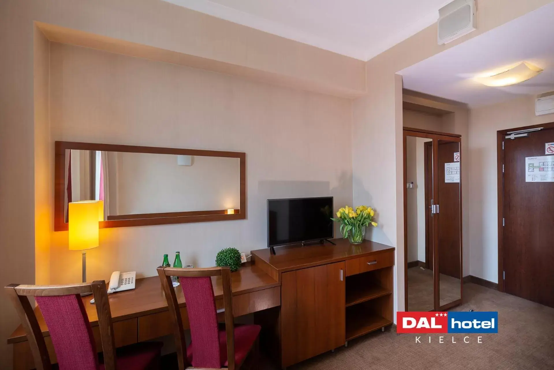 TV and multimedia, TV/Entertainment Center in Hotel Dal Kielce