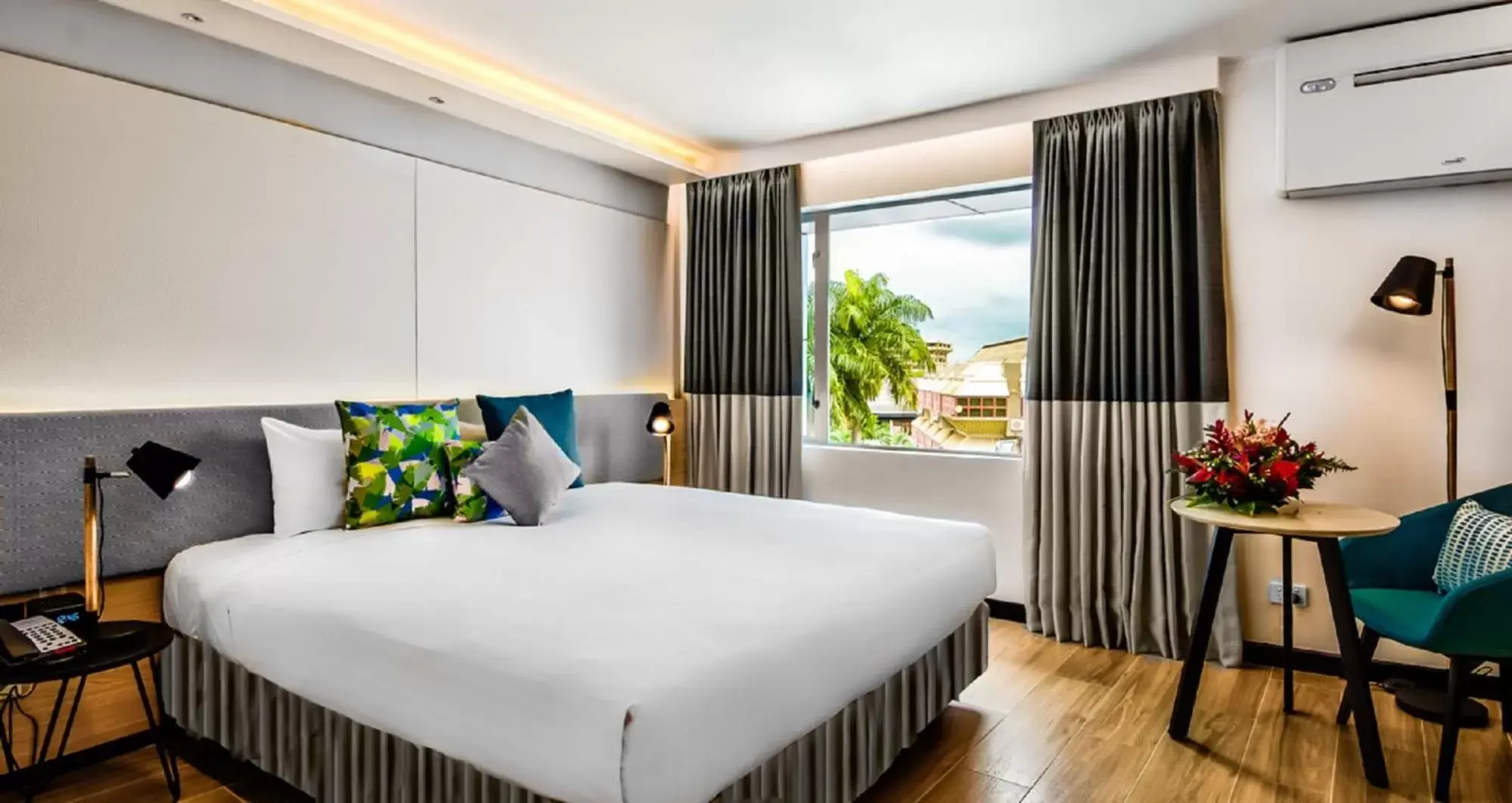 Bedroom in Tanoa Plaza Hotel