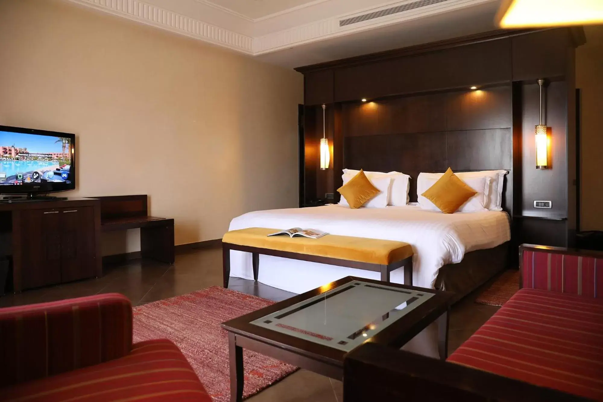 Bedroom, Bed in Kenzi Menara Palace & Resort