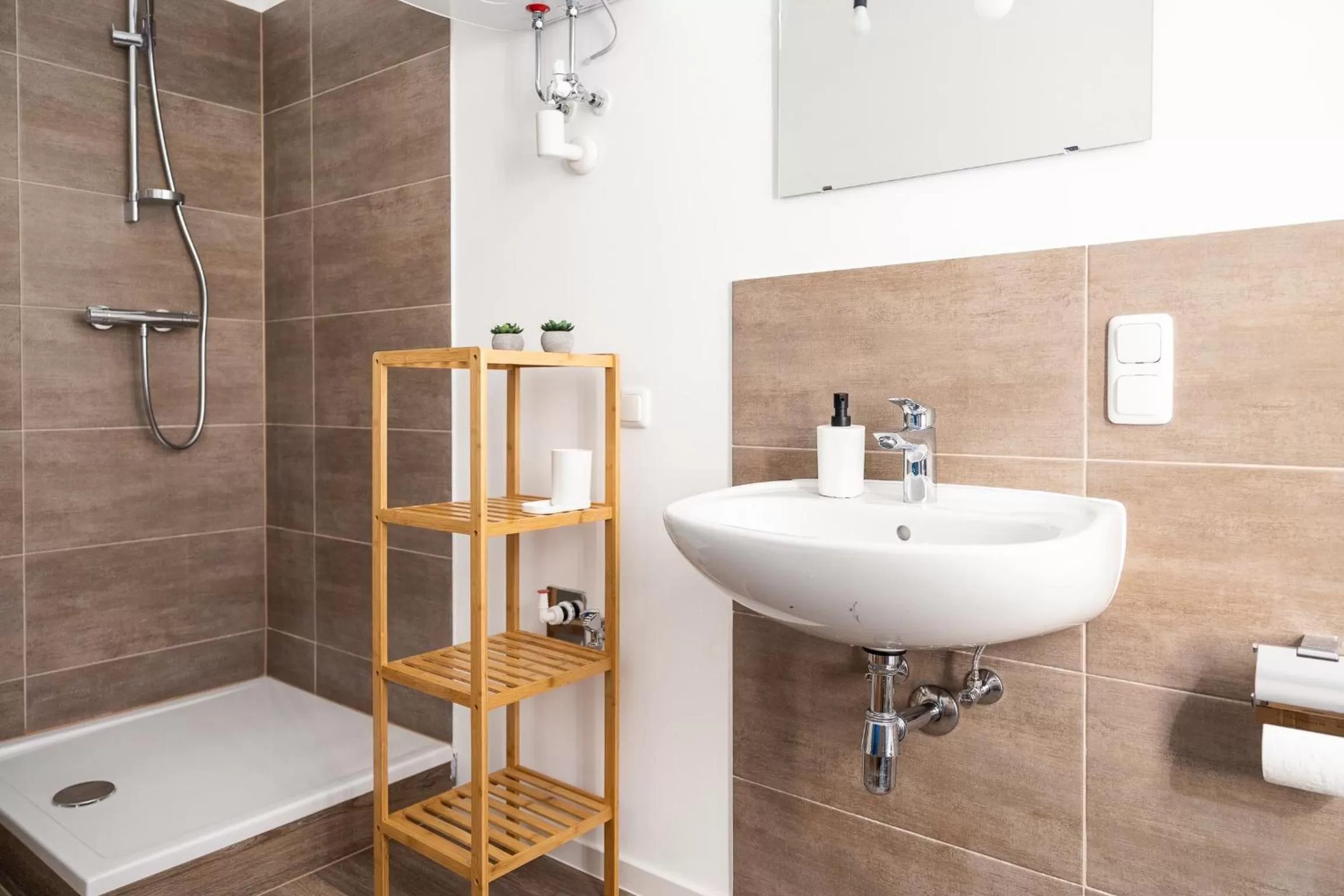 Bathroom in Apartments am Neuen Theater - Altstadt - Zentral - Küche - Wifi - Powered by Ko-Living