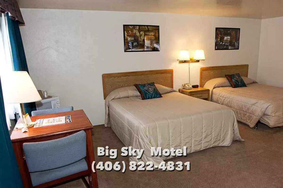 Bed in Big Sky Motel