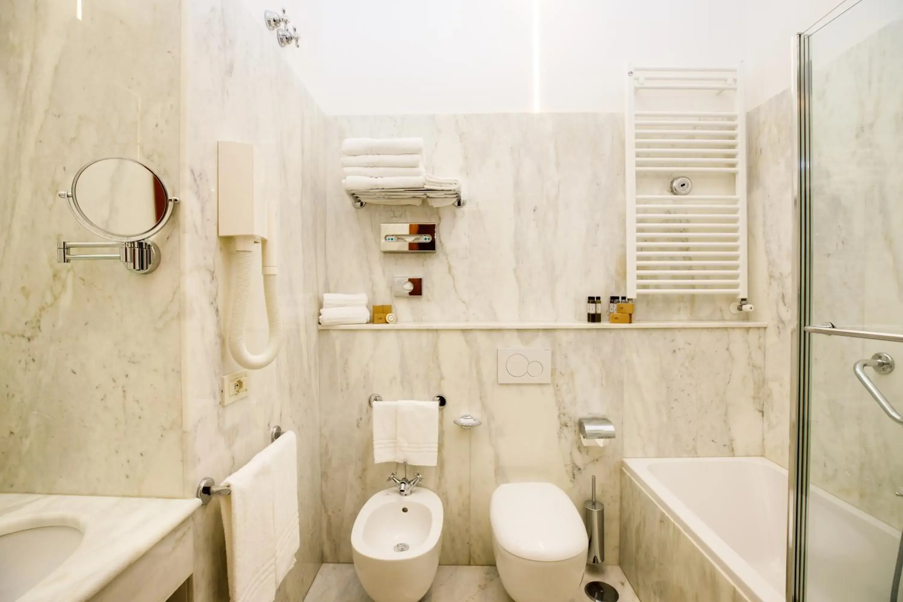 Bathroom in Hotel Palazzo Guardati