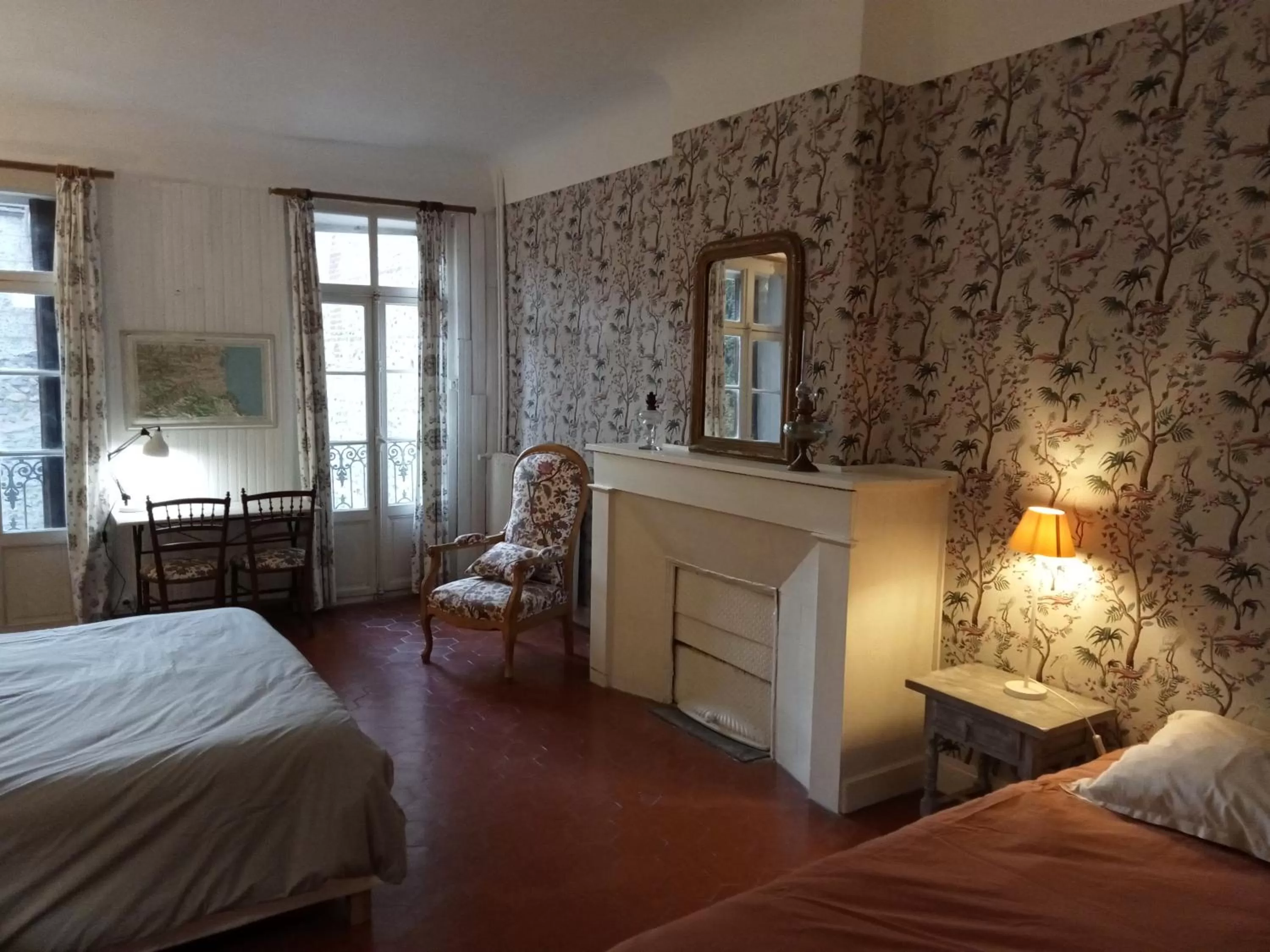 Bed in Mas Palegry Suite aux oiseaux