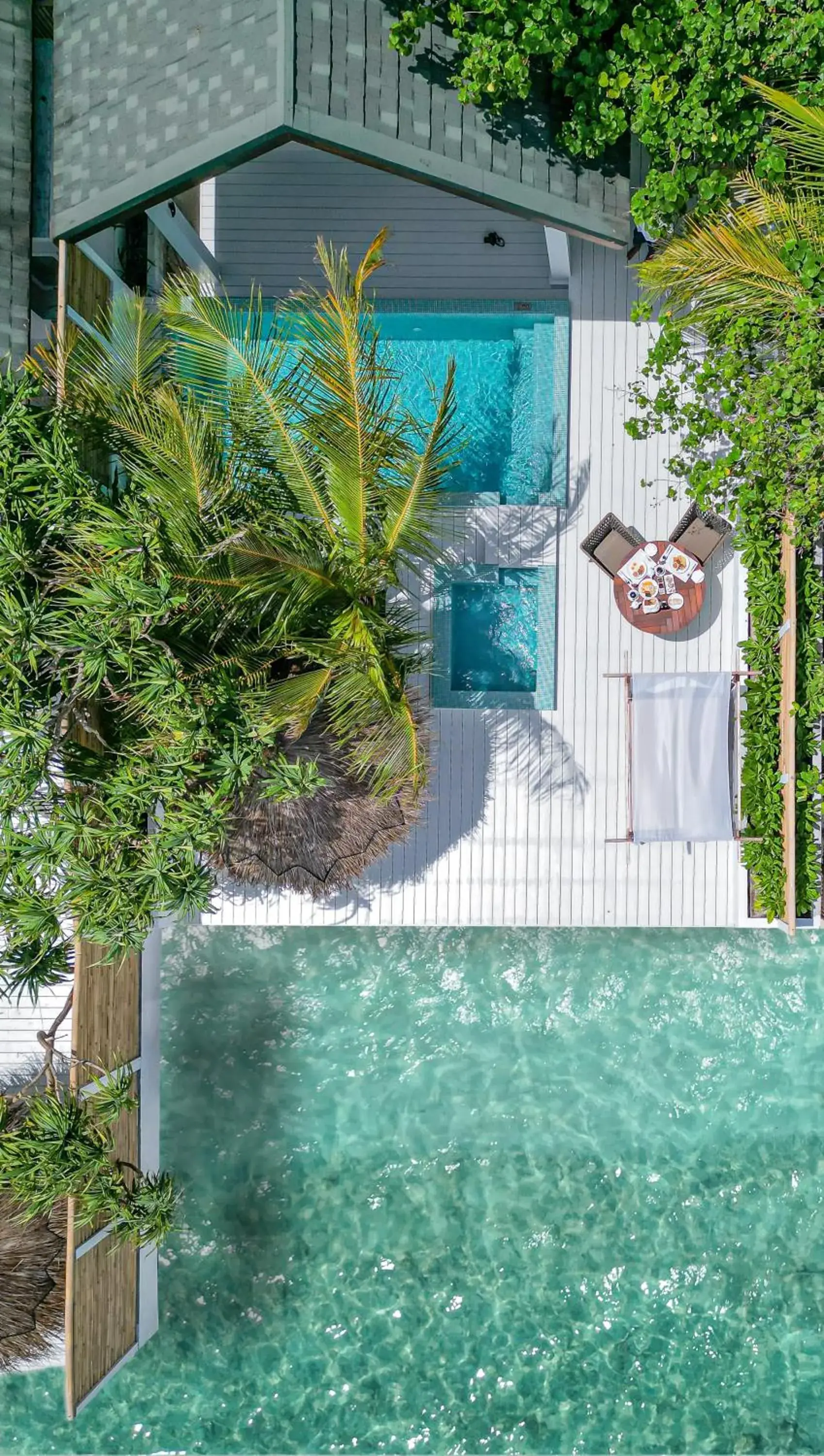 Beach, Swimming Pool in Malahini Kuda Bandos Resort