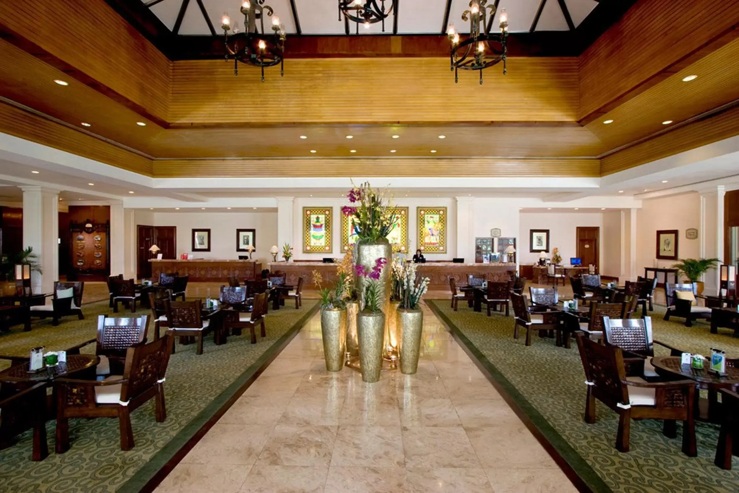 Lobby or reception, Restaurant/Places to Eat in Waterfront Airport Hotel and Casino