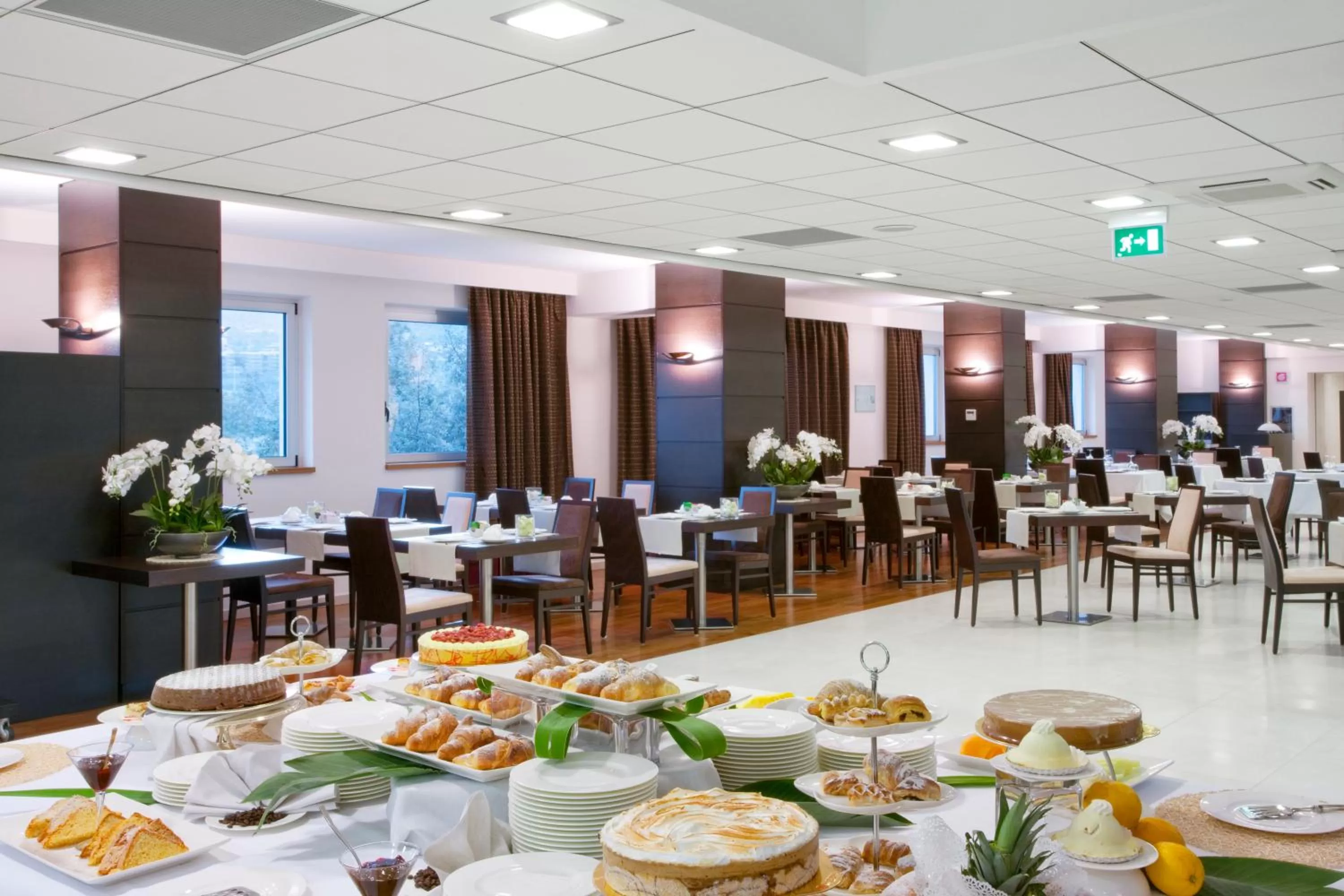 Restaurant/places to eat in Holiday Inn Salerno-Cava De' Tirreni by IHG