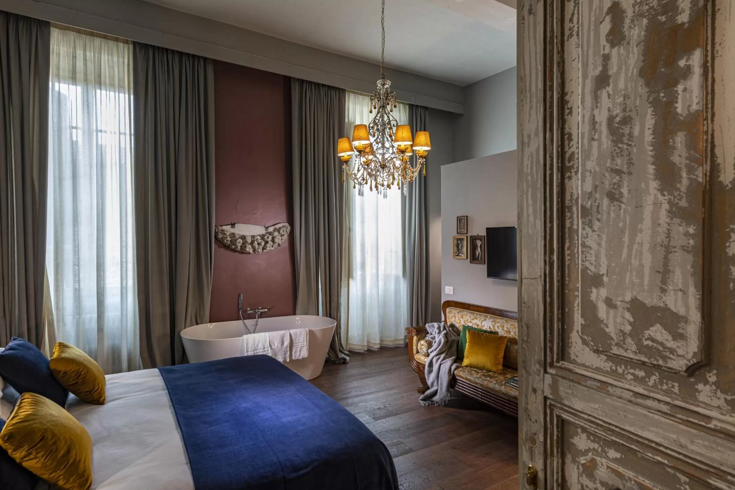 Bedroom, Bed in Casa Botticelli