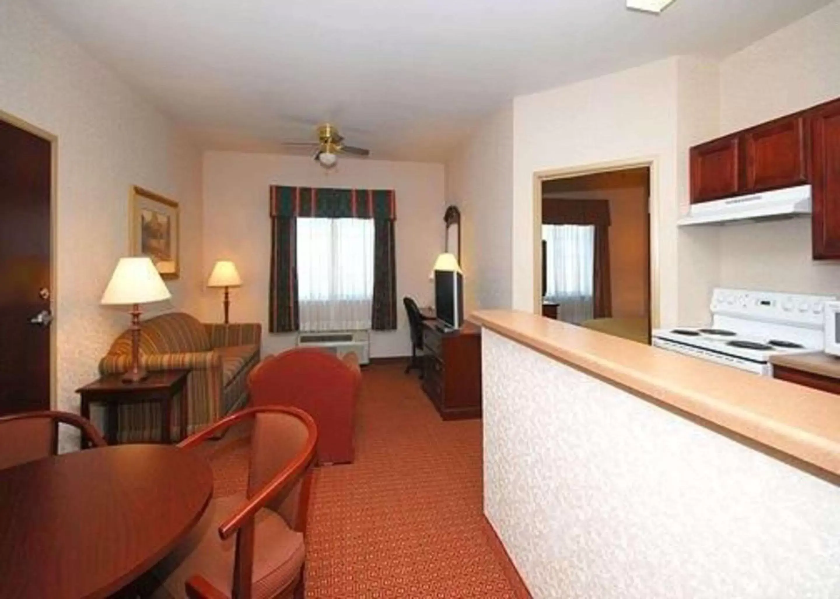 Photo of the whole room in Quality Inn & Suites Near University