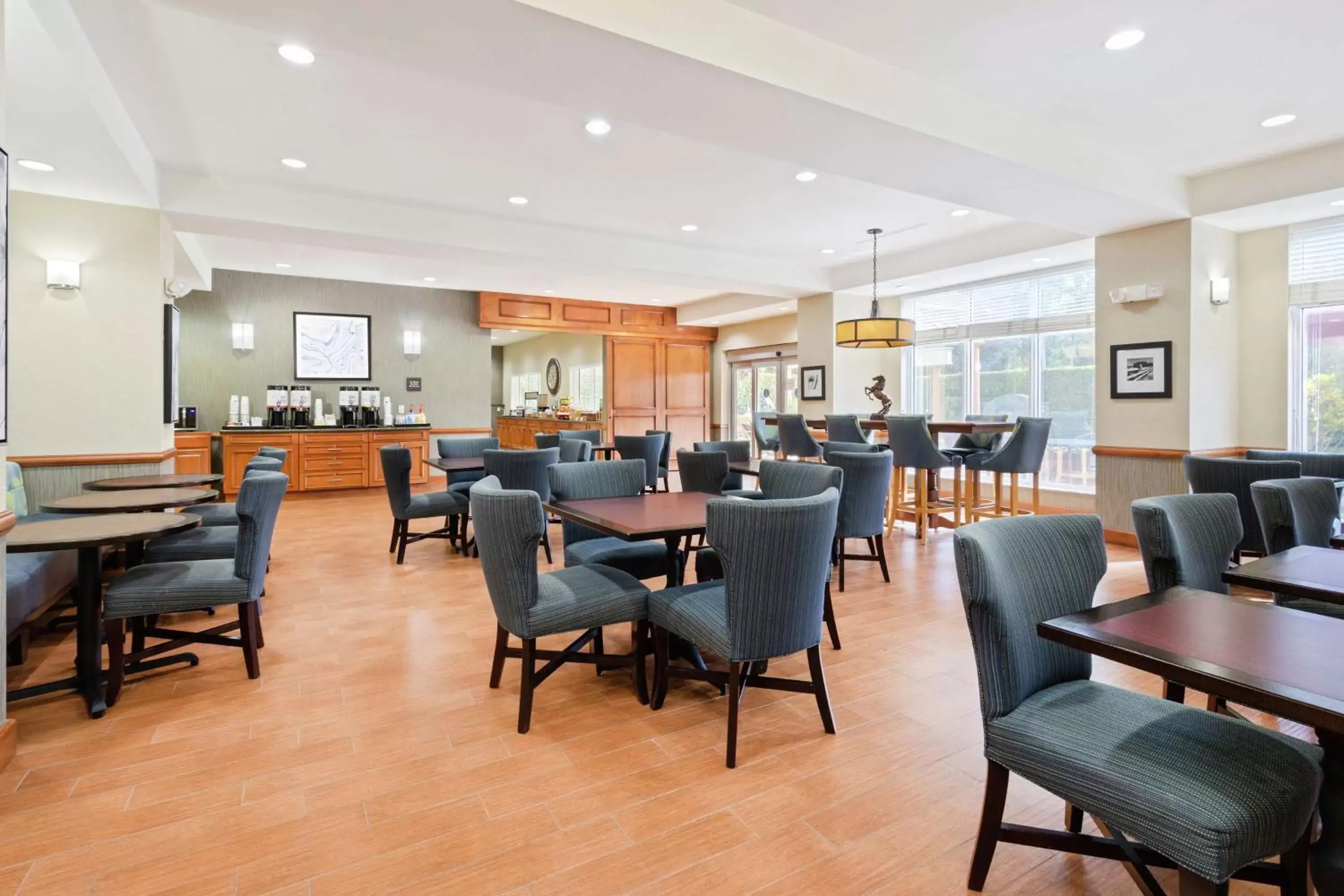 Breakfast in Hampton Inn West Palm Beach-Lake Worth-Turnpike Breakfast in Hampton Inn West Palm Beach-Lake Worth-Turnpike