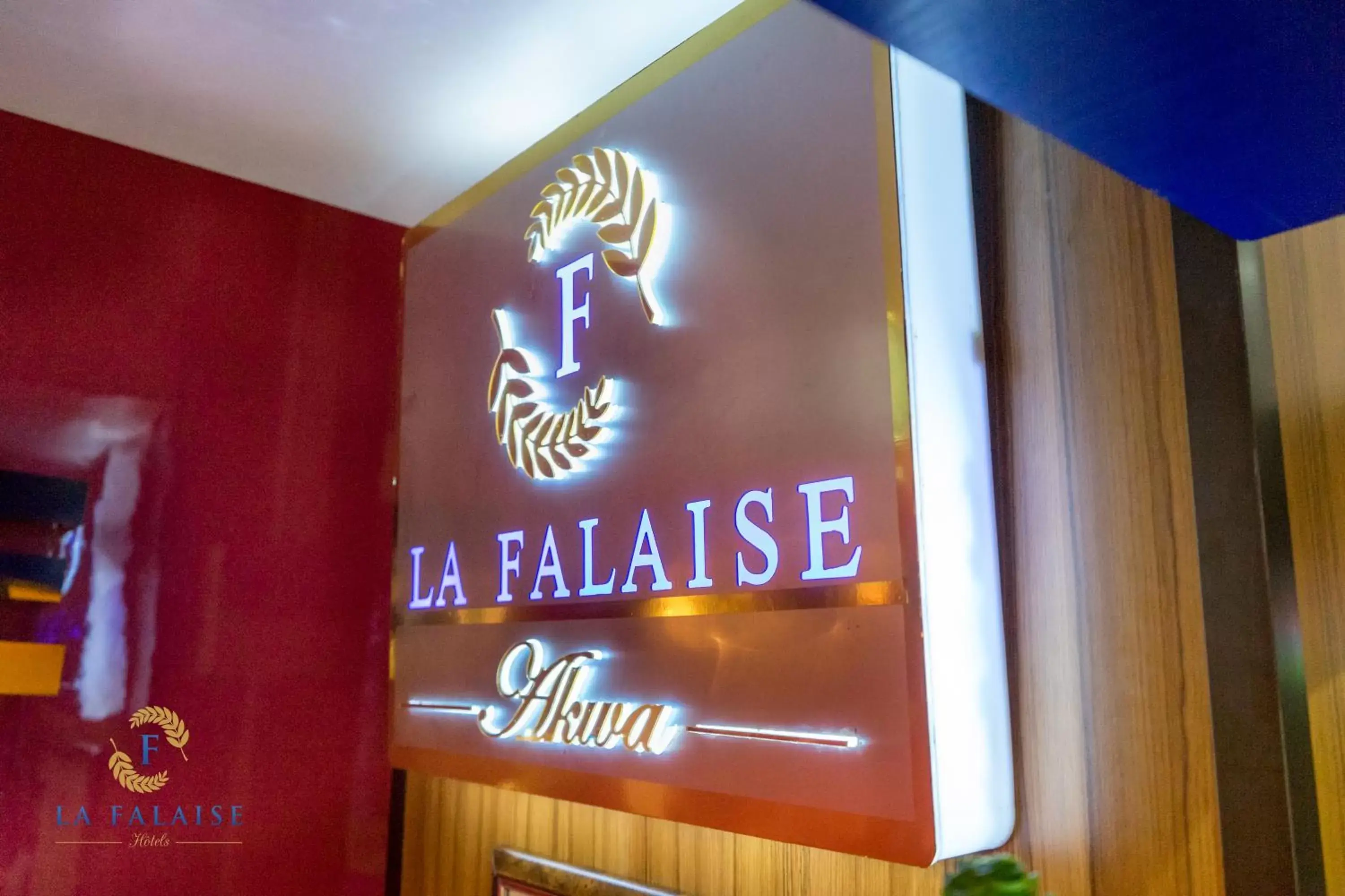Property Logo/Sign in Hotel Résidence La Falaise