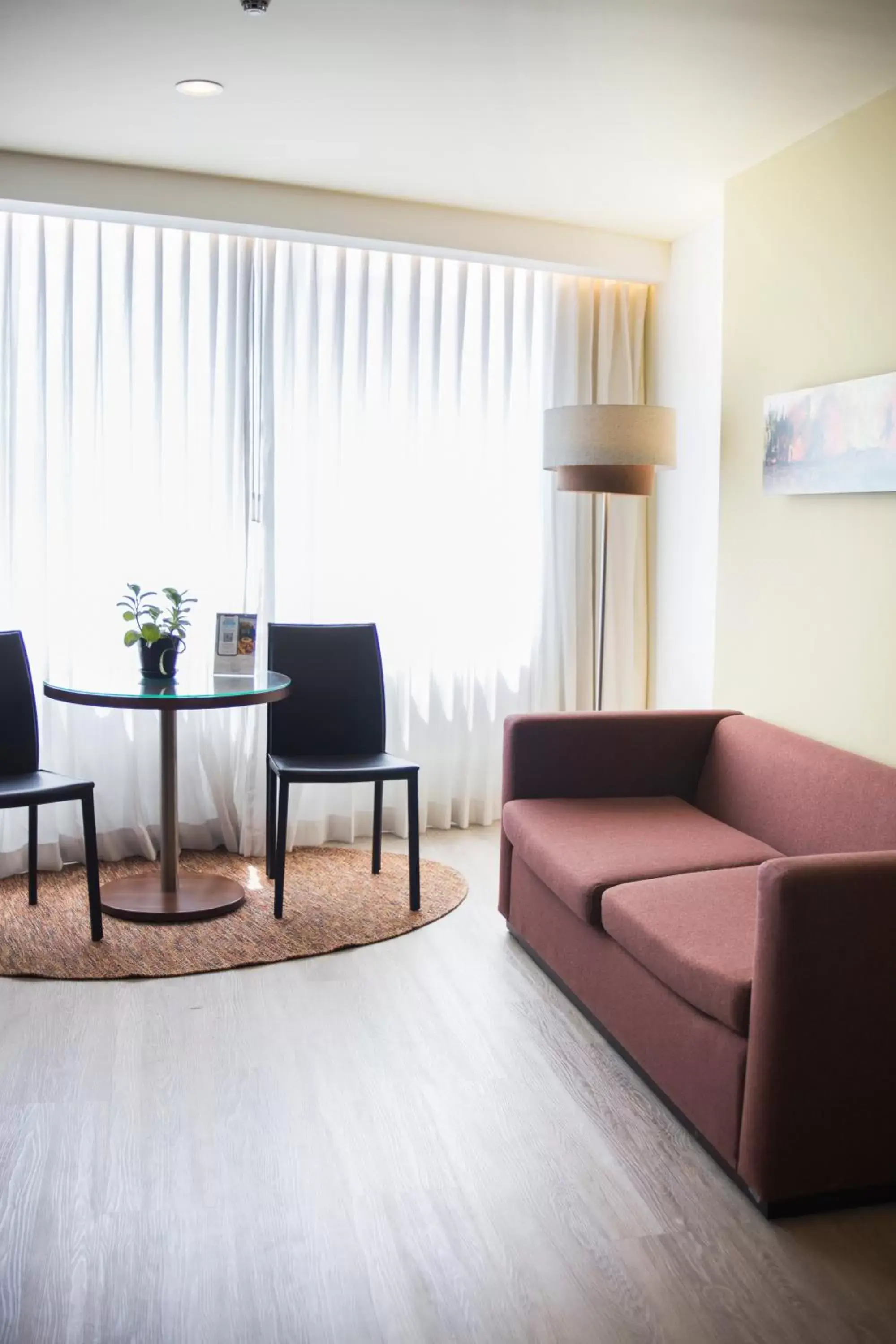 Decorative detail, Seating Area in Hotel Estelar Milla De Oro