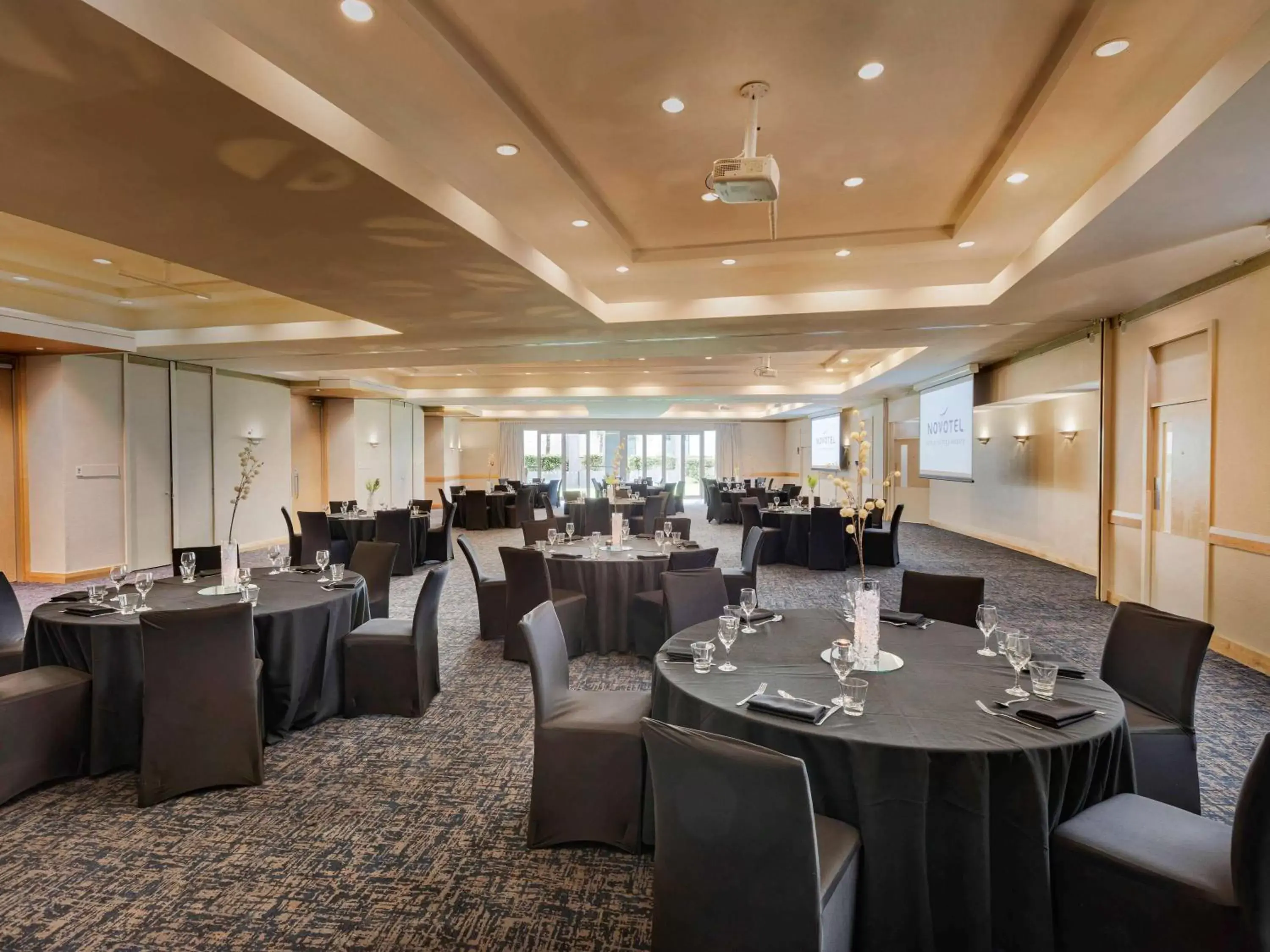 Meeting/conference room, Banquet Facilities in Novotel Auckland Ellerslie