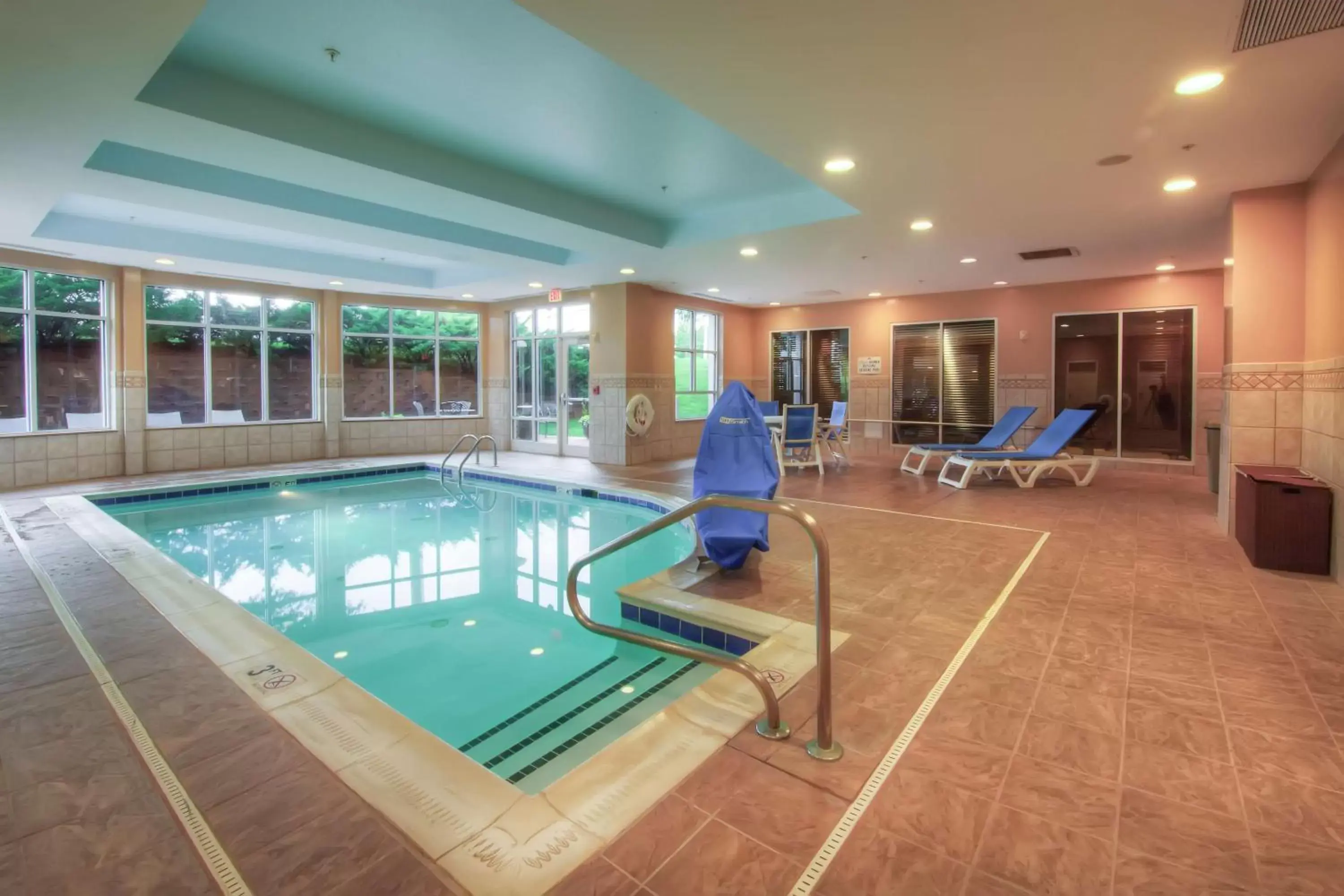 Pool view, Swimming Pool in Hilton Garden Inn Durham Southpoint