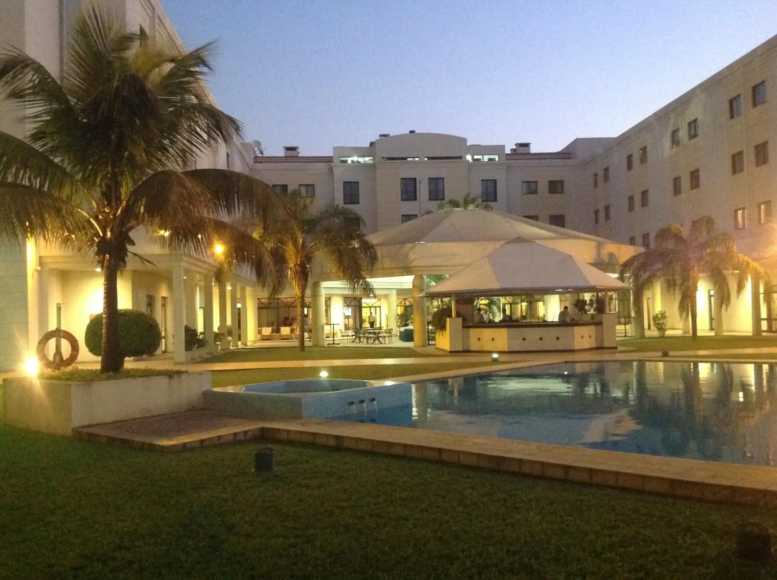 Facade/entrance, Swimming Pool in Hotel Vip Grand Maputo