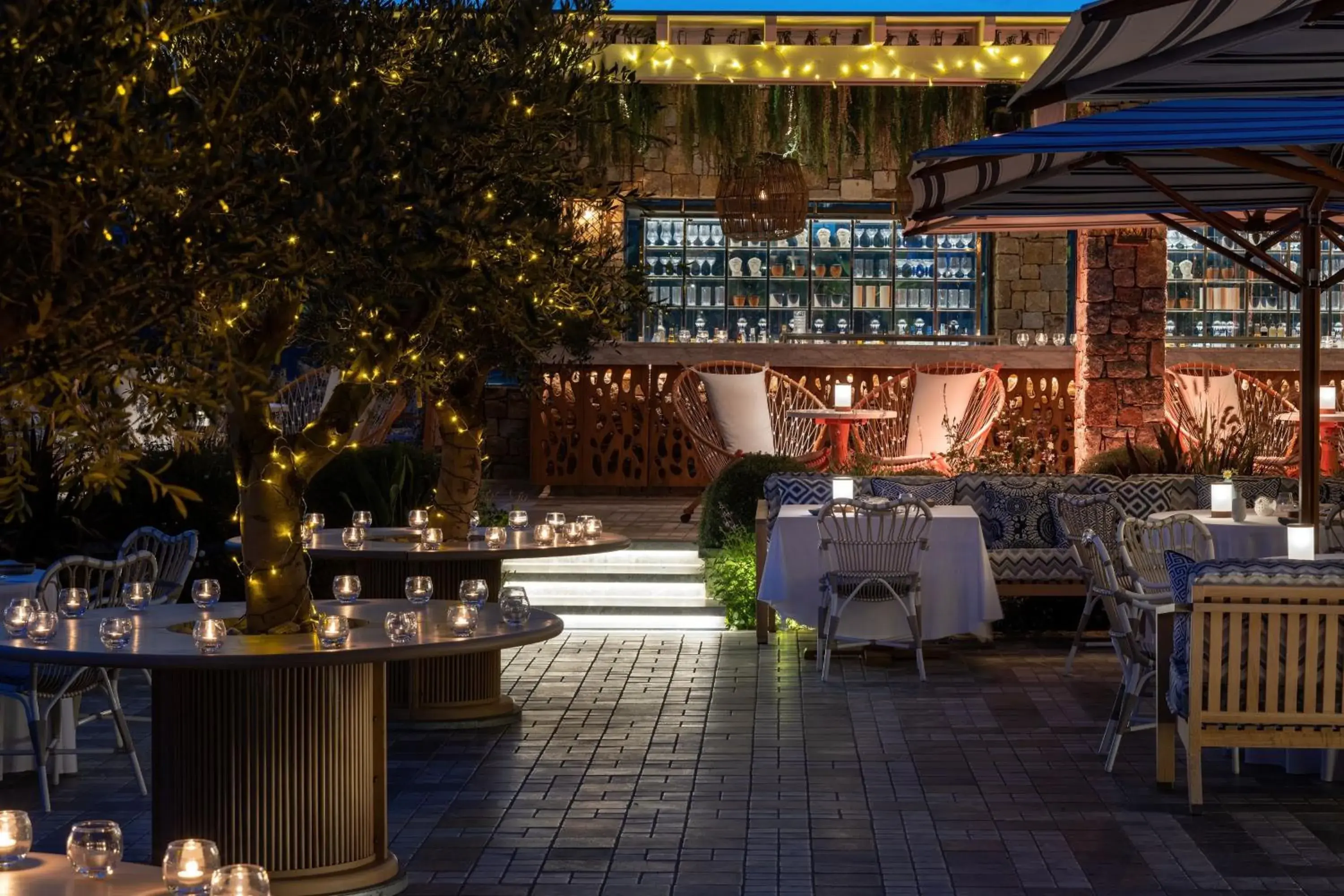 Restaurant/Places to Eat in Santa Marina, a Luxury Collection Resort, Mykonos