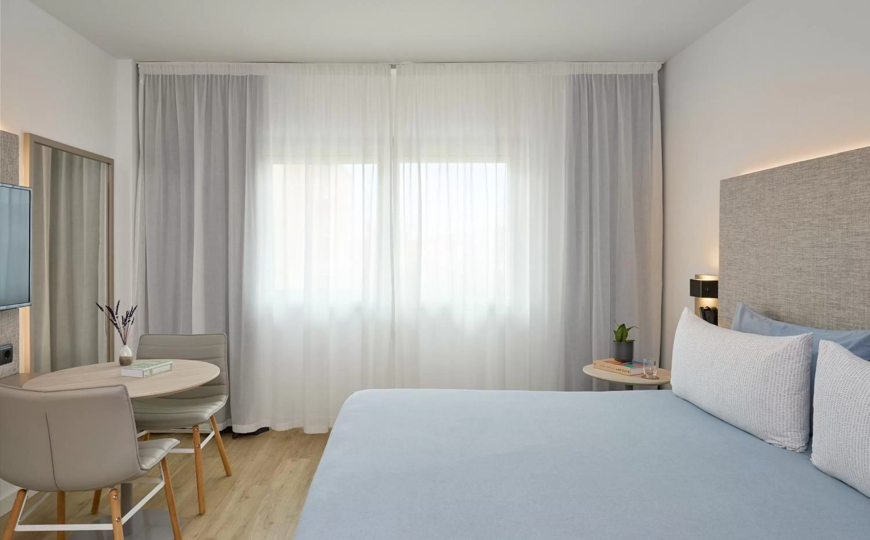 Bed in INNSiDE by Meliá Barcelona Apolo