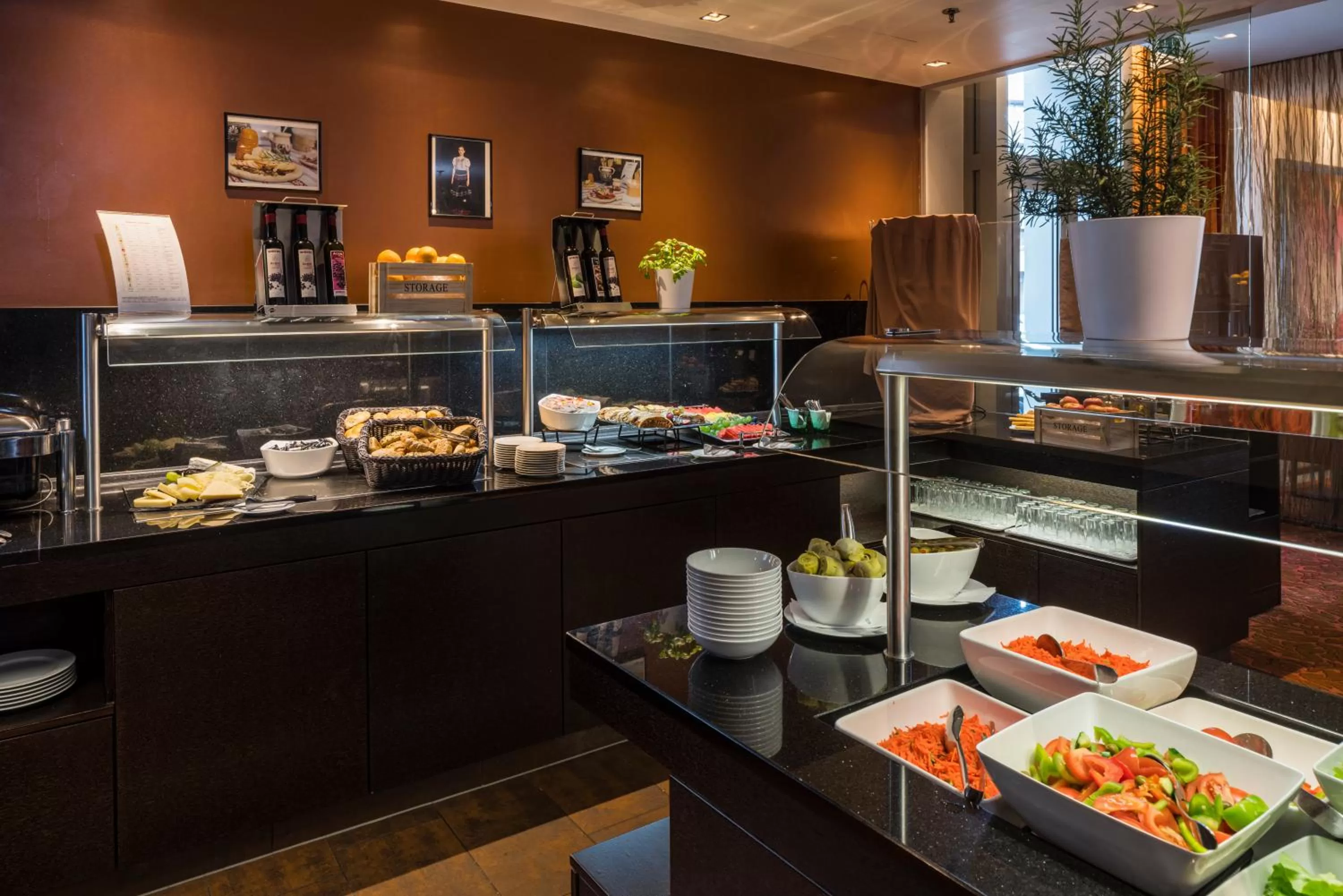 Food and drinks in Falkensteiner Hotel Bratislava