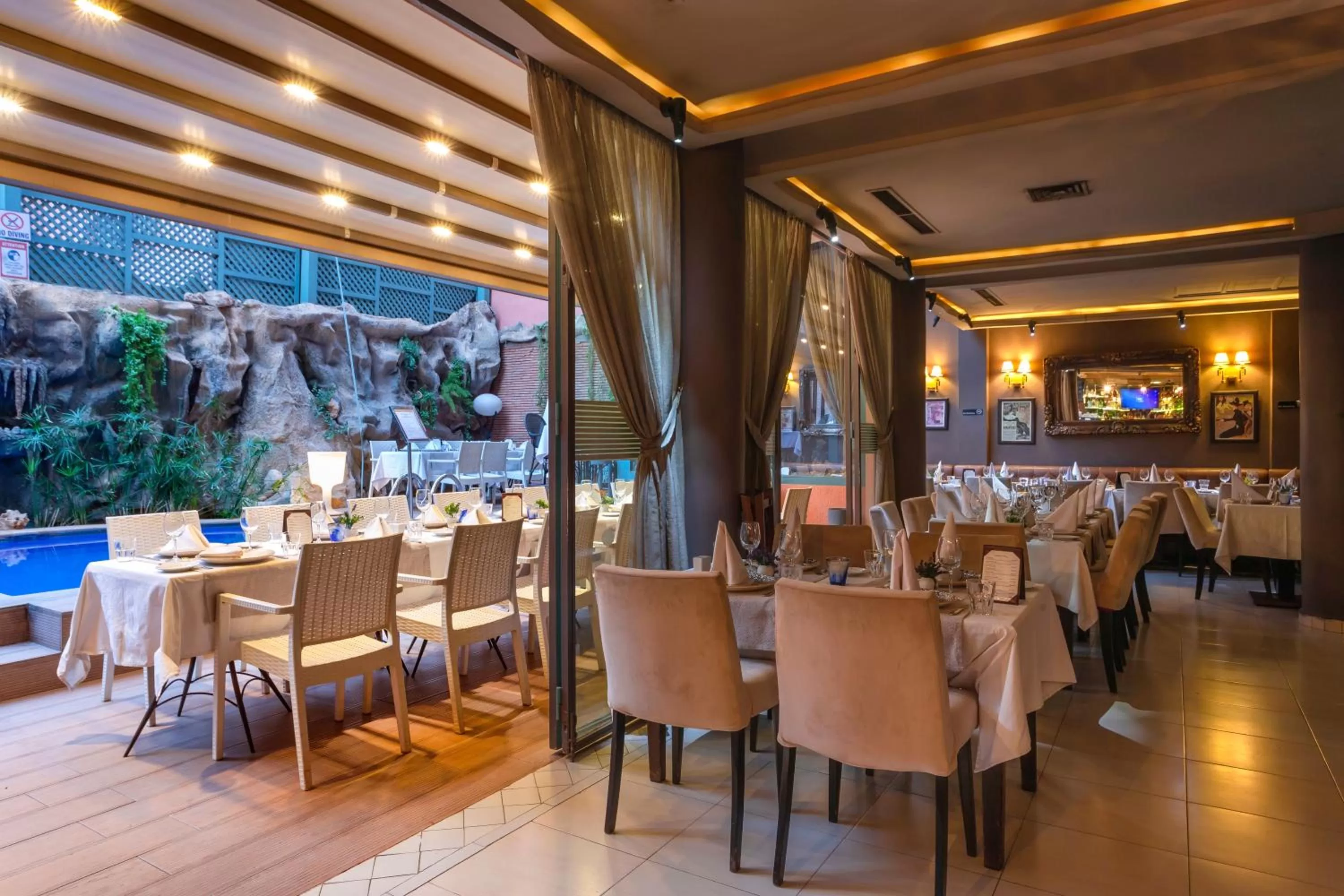 Restaurant/places to eat in Le Caspien Boutique Hotel