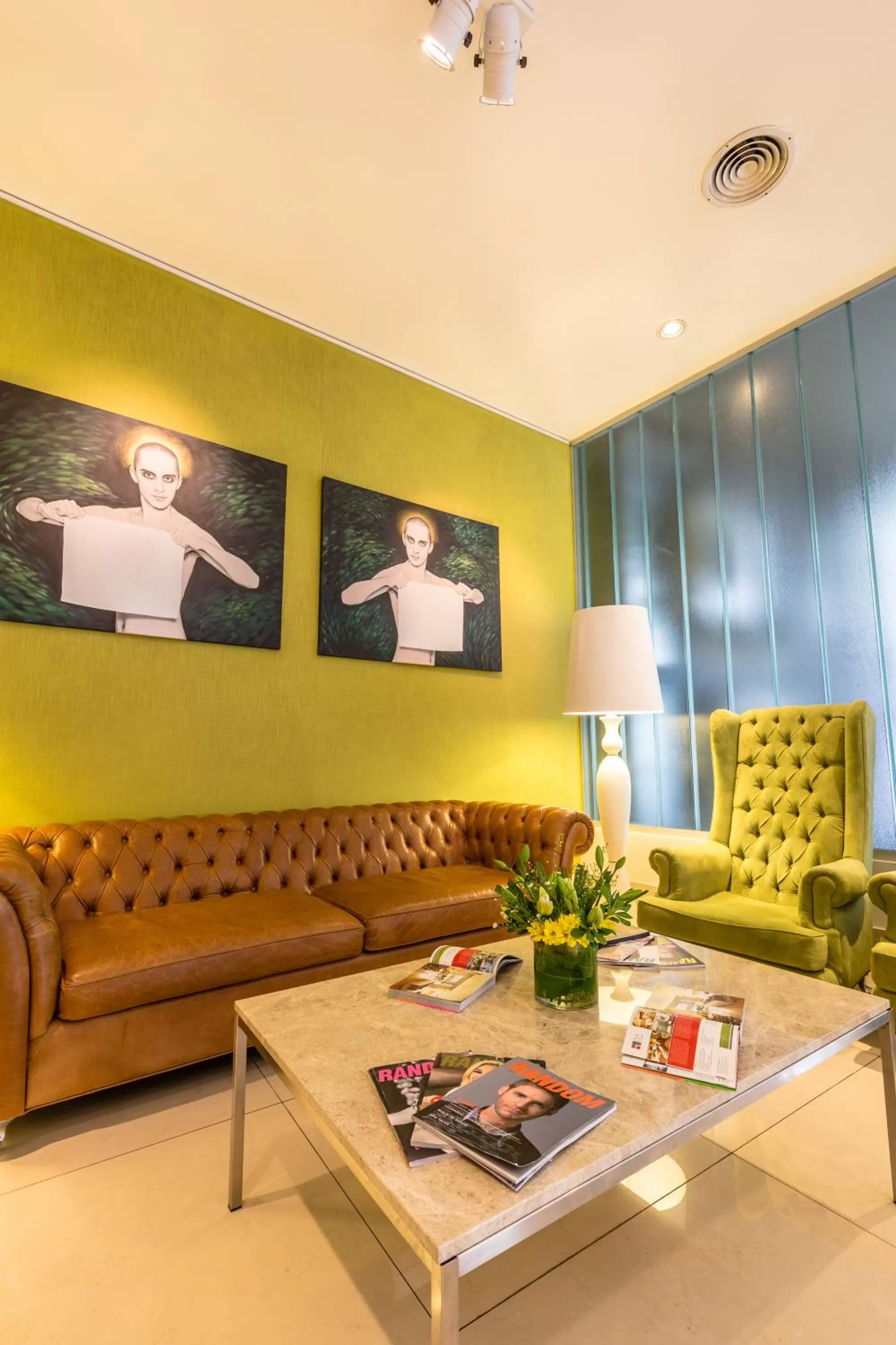 Lobby or reception in BA Sohotel