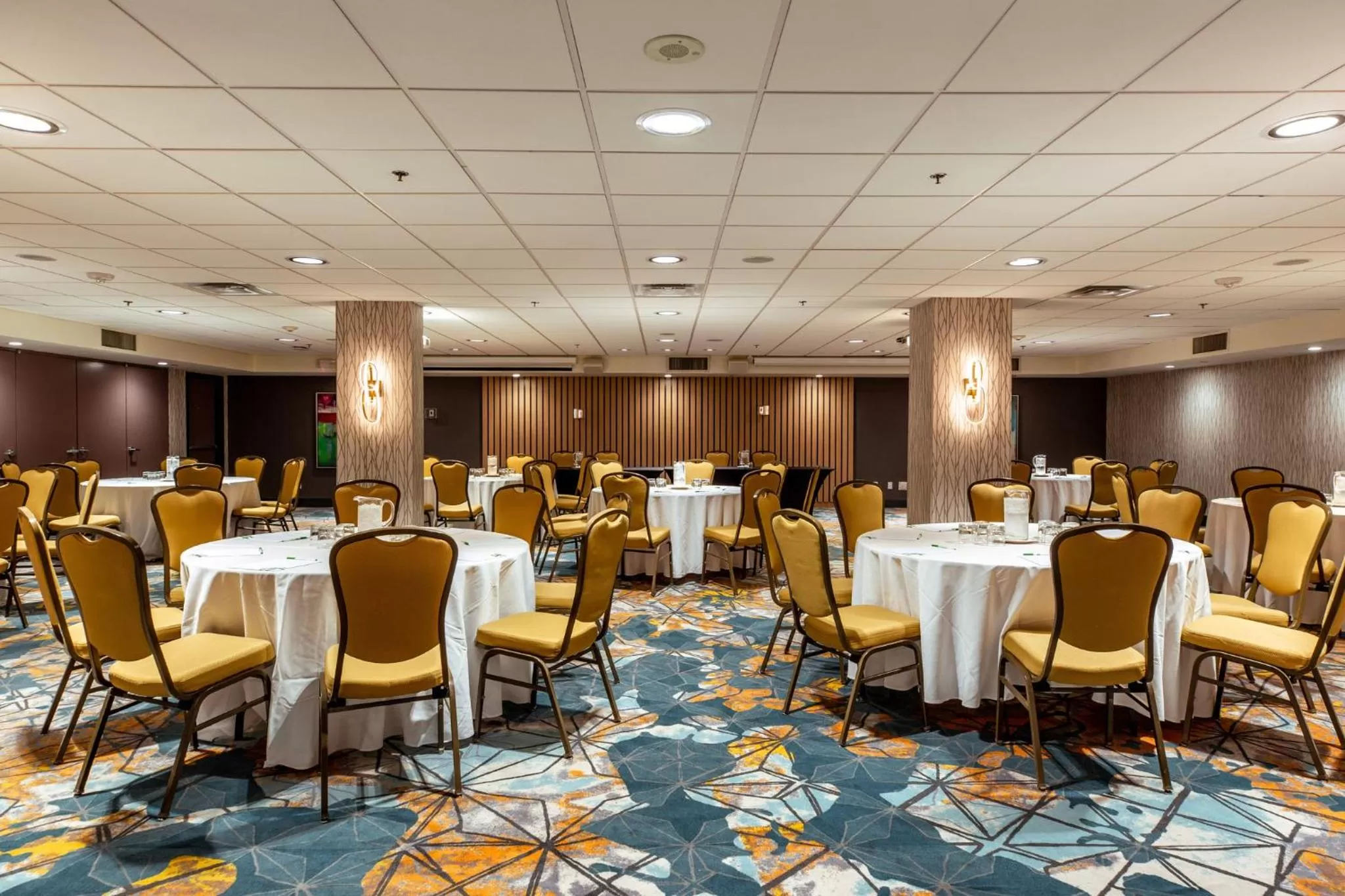 Meeting/conference room in Holiday Inn Toronto Downtown Centre by IHG