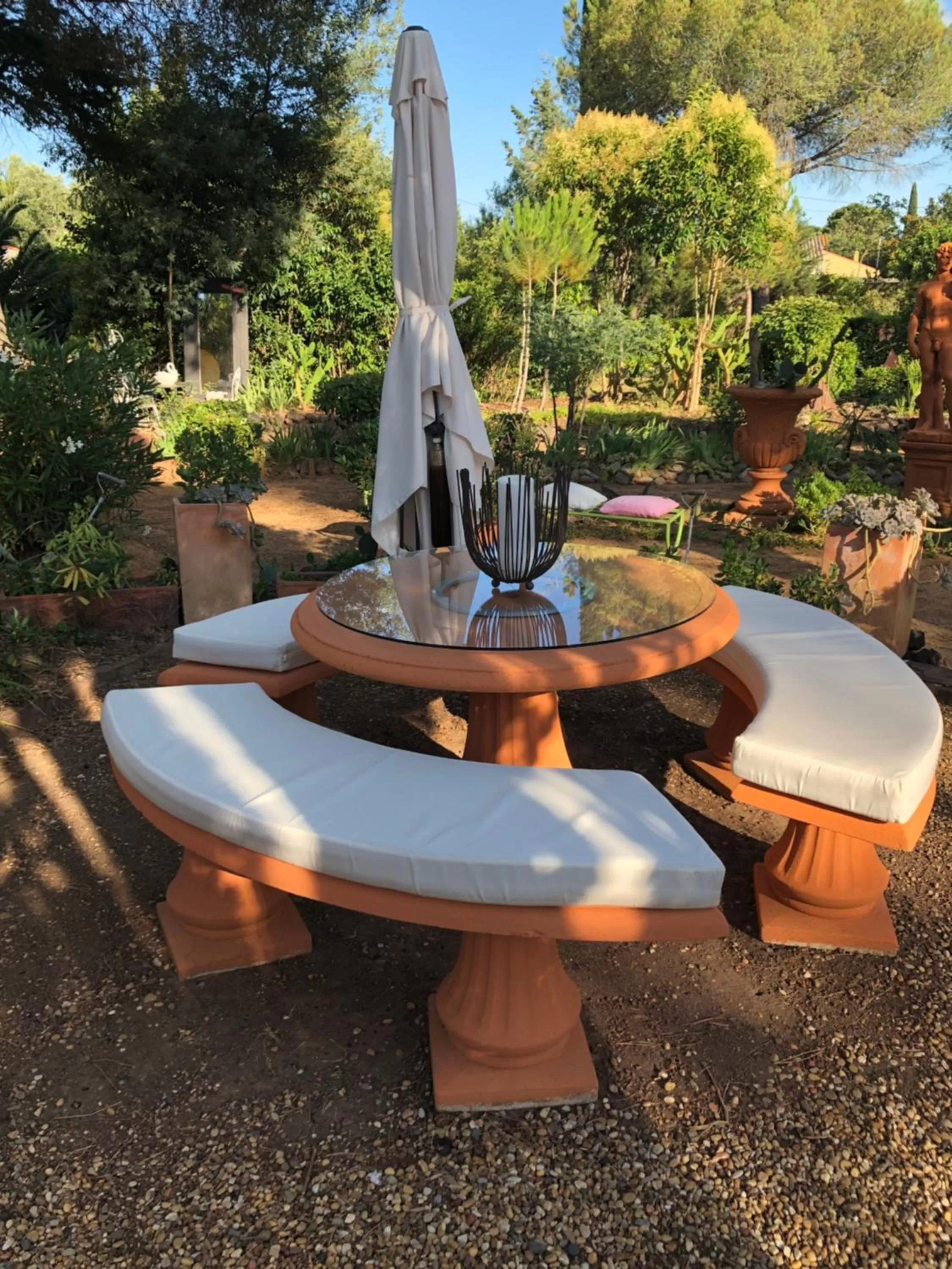 Living room in La cactée singulière