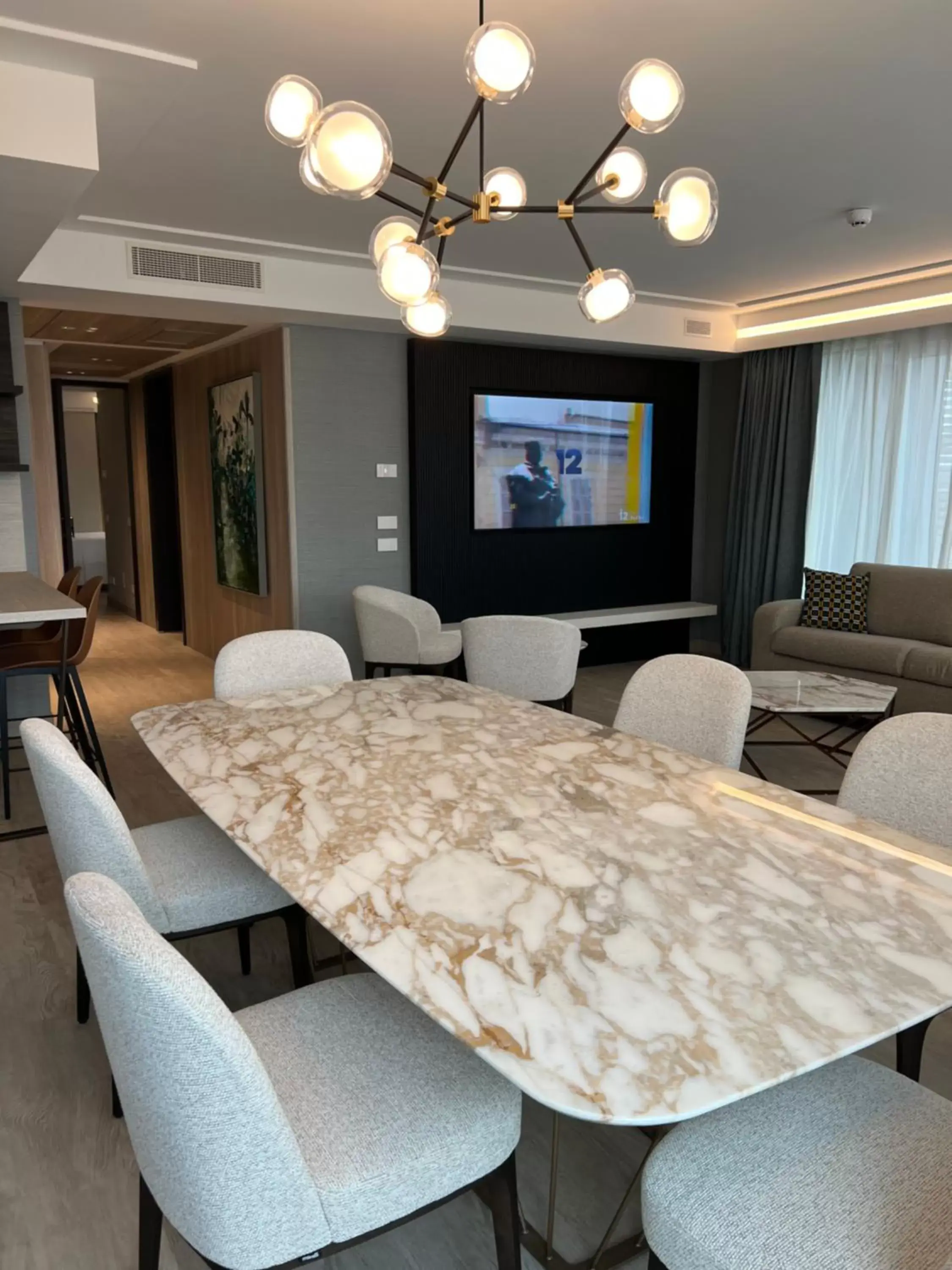 TV and multimedia in Ceccarini 9 home suite home TV and multimedia in Ceccarini 9 home suite home