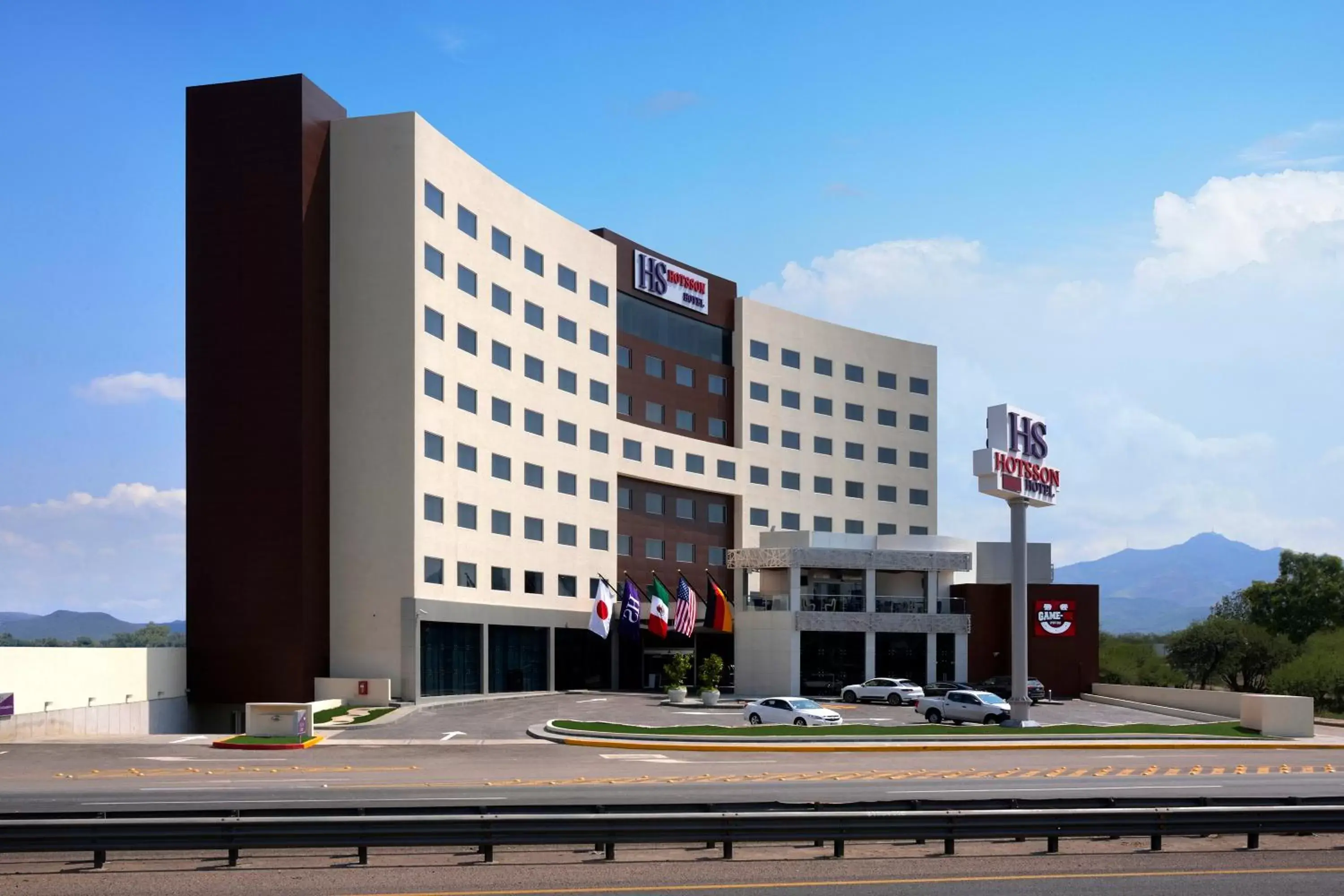 Facade/entrance, Property Building in HS HOTSSON Hotel Silao