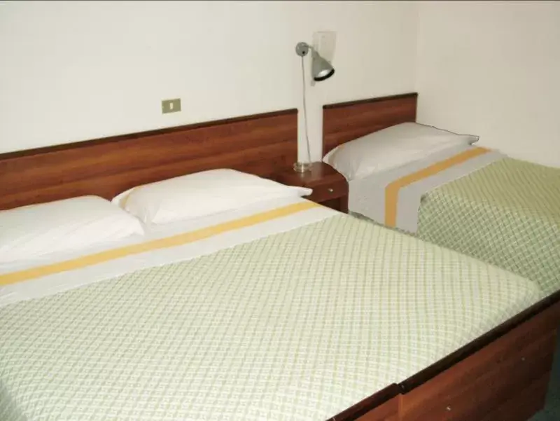 Bed in Hotel Tuscolano