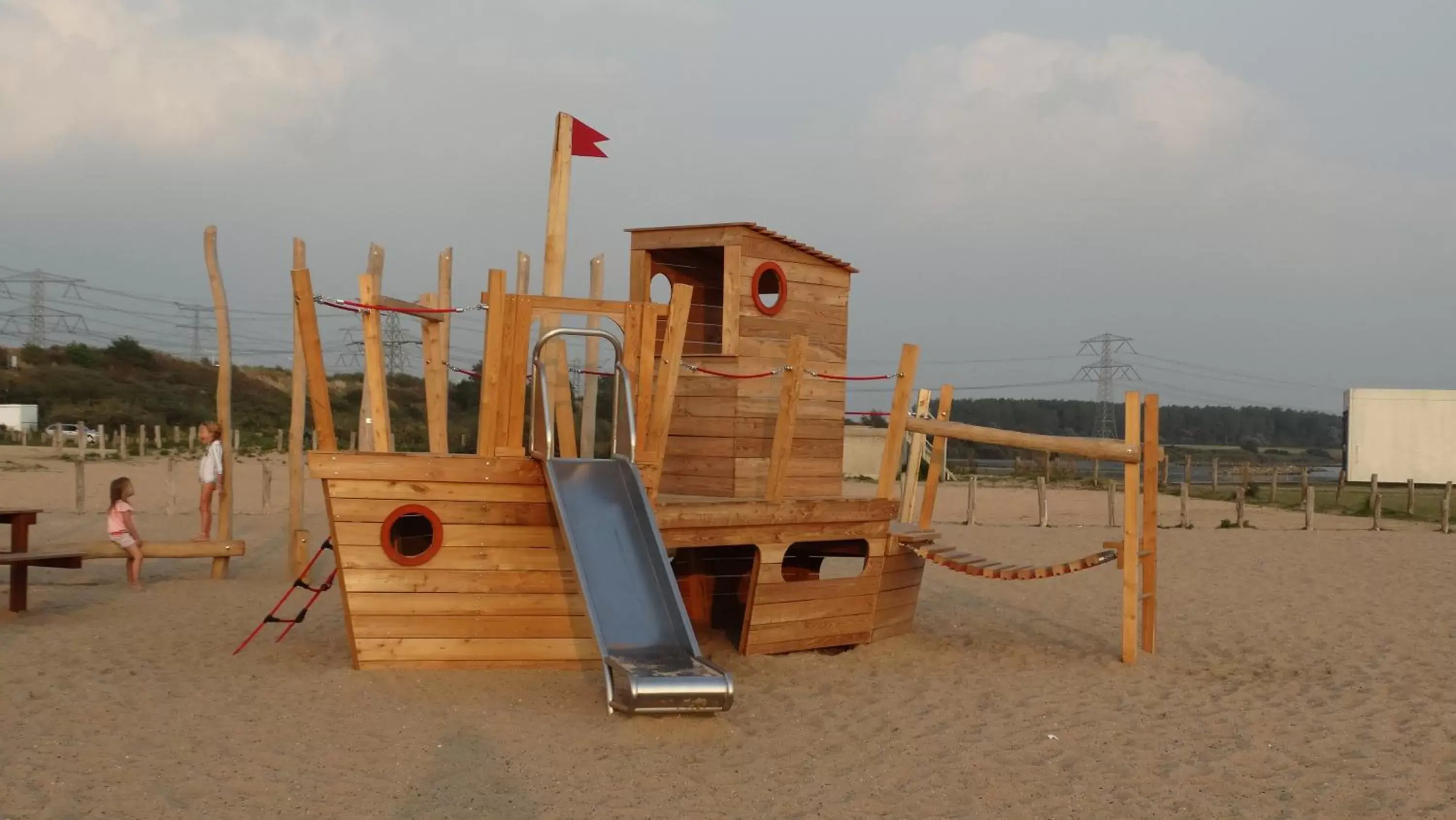 Day, Children's Play Area in Beach Hotel Oostvoorne