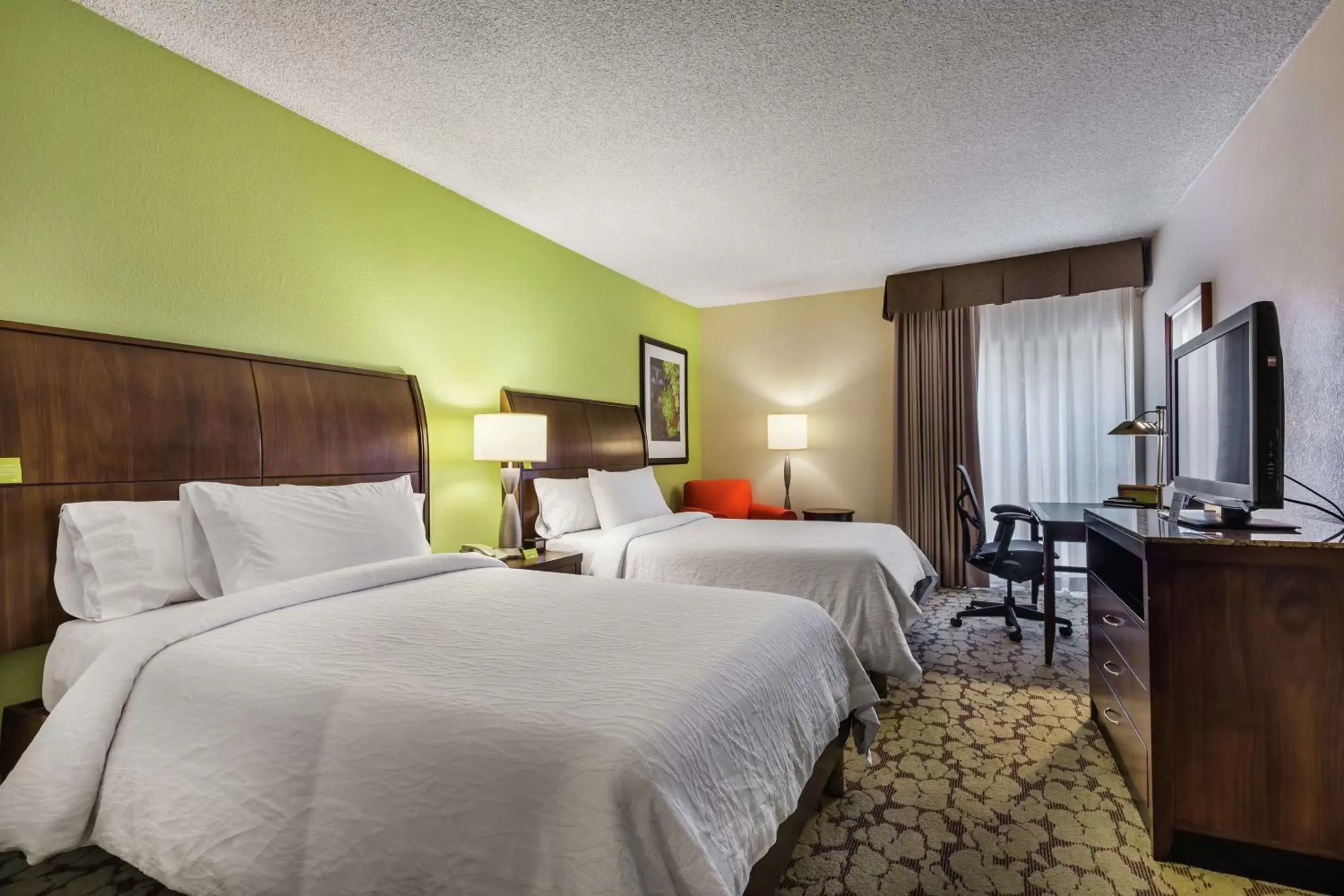 Bedroom, Bed in Hilton Garden Inn Phoenix Midtown