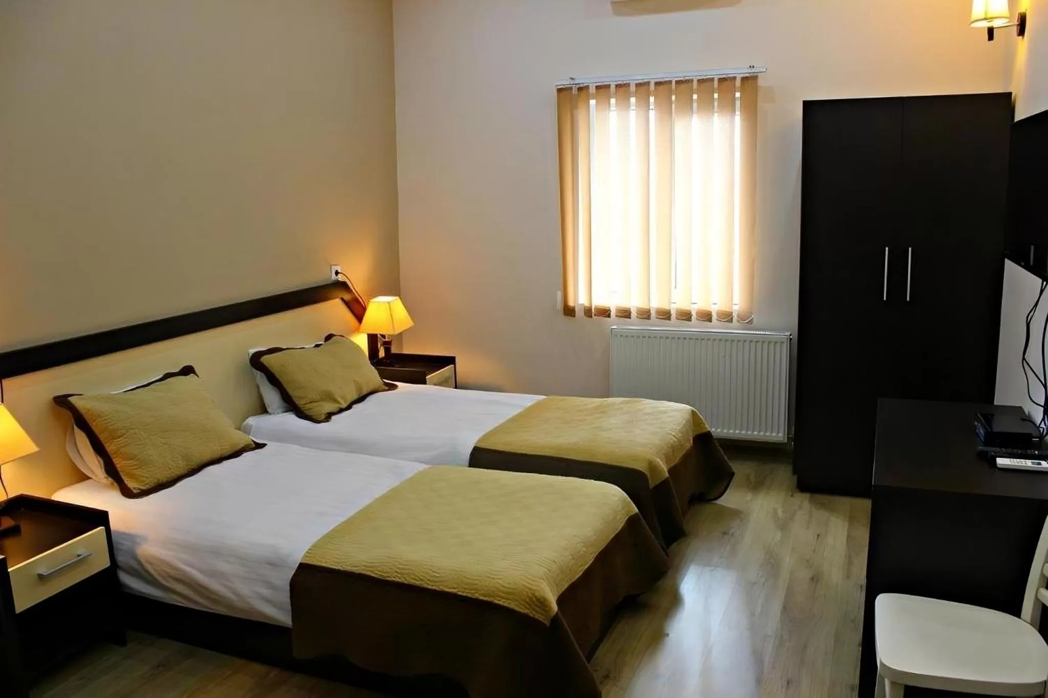 Bed in Backstreet Hotel - Near Tbilisi Central