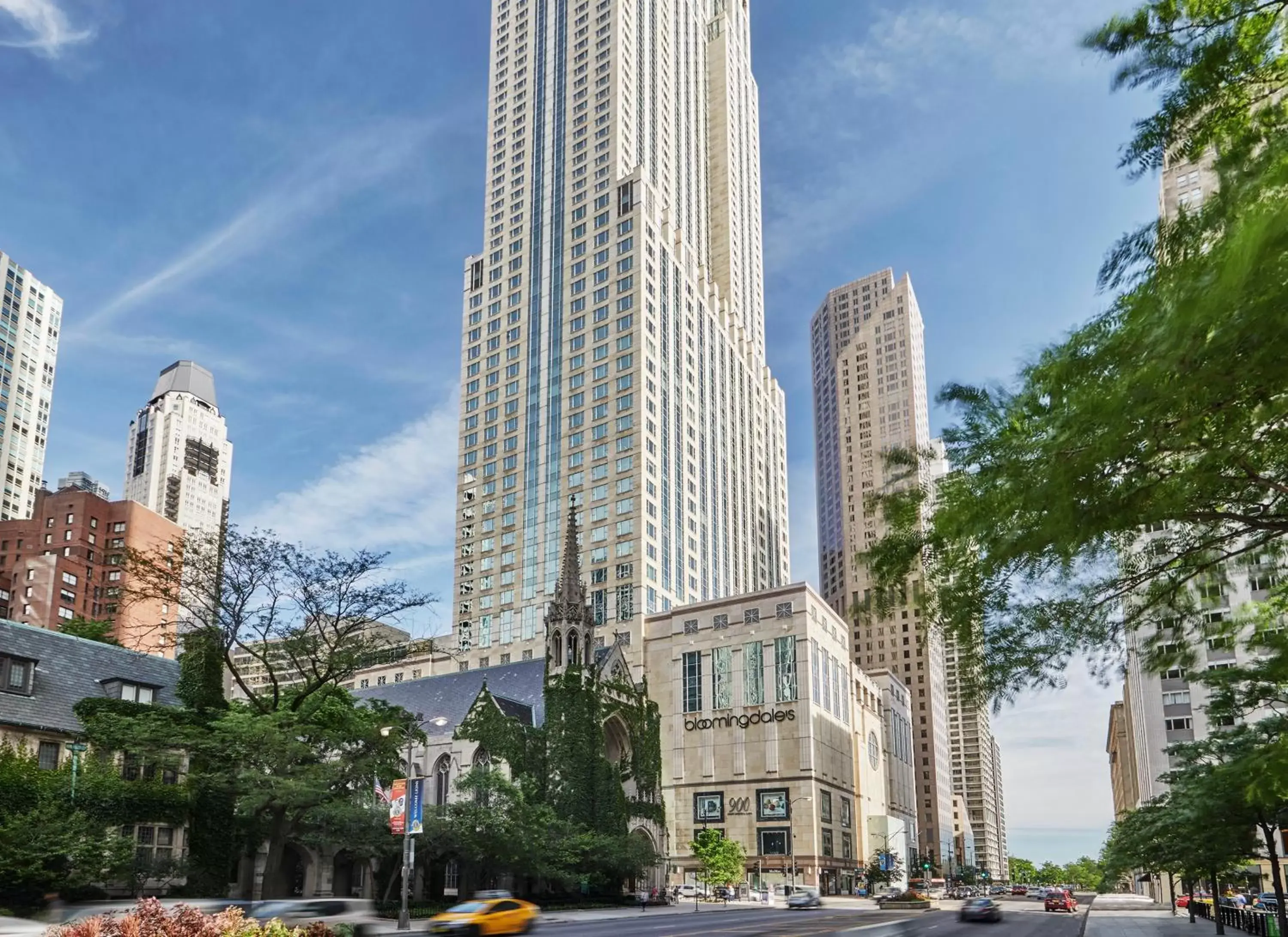 Street view, Property Building in Four Seasons Chicago