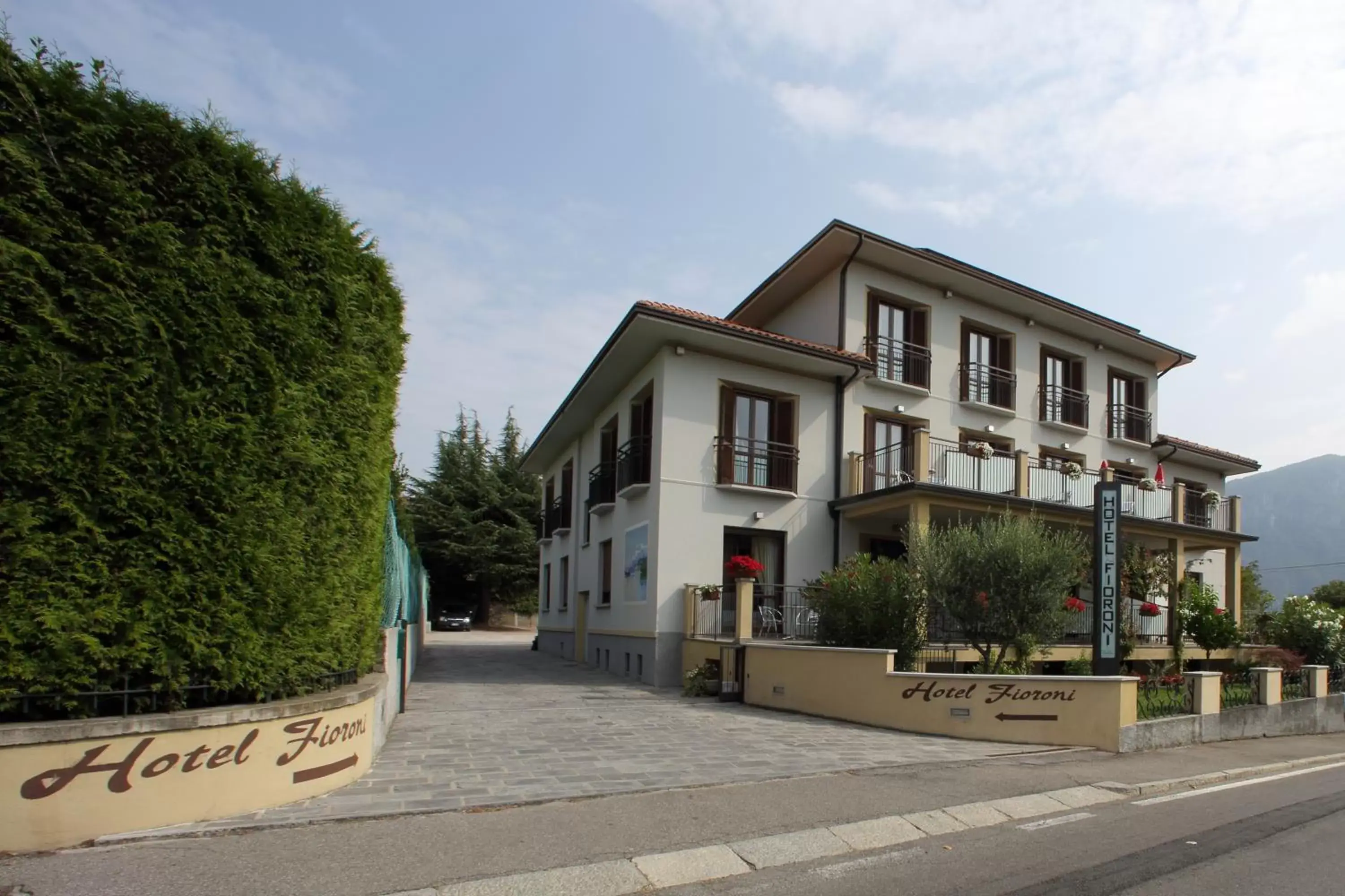 Facade/entrance, Property Building in Hotel Fioroni