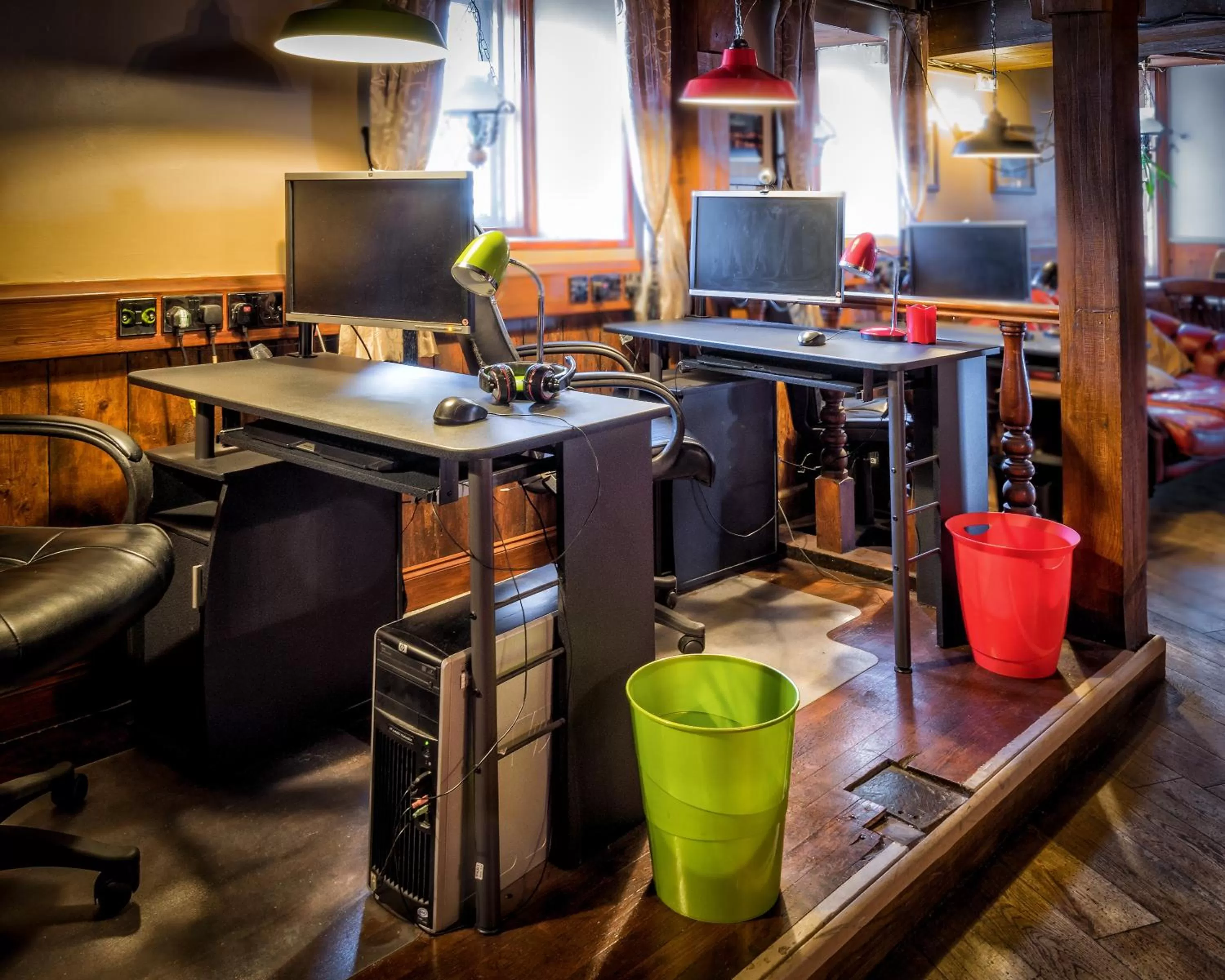 Business facilities in The Longboat Inn