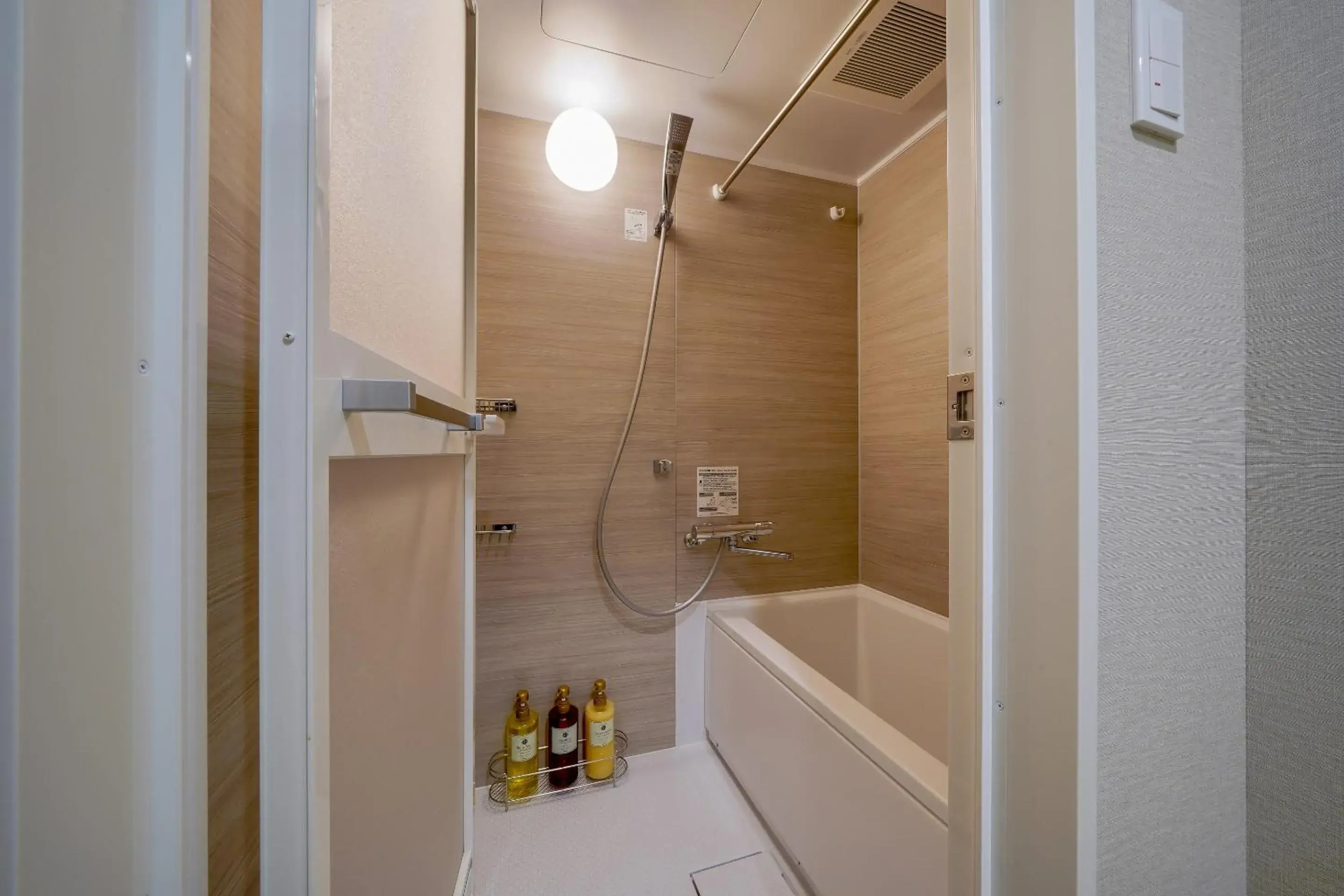 Shower, Bathroom in RESI STAY cotorune KYOTO