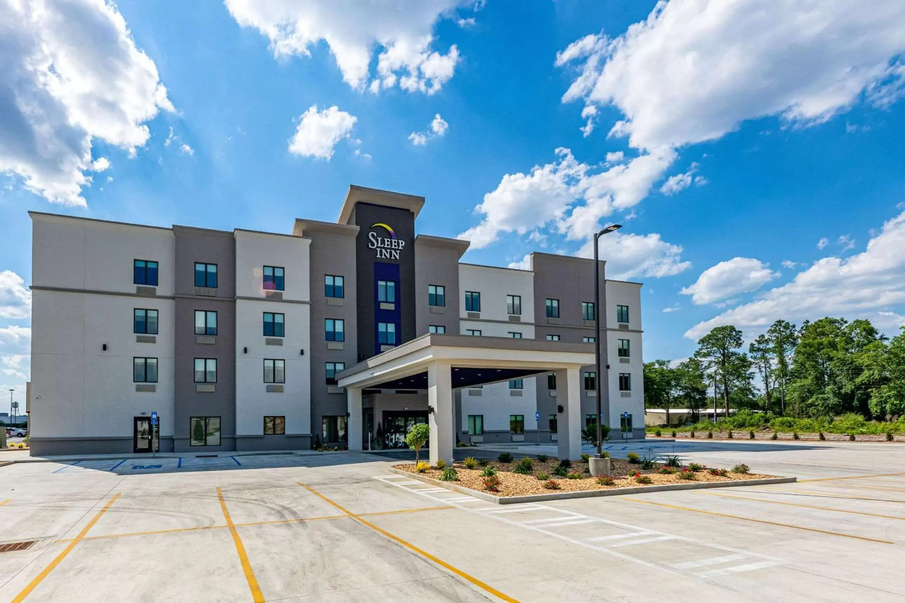 Property Building in Sleep Inn