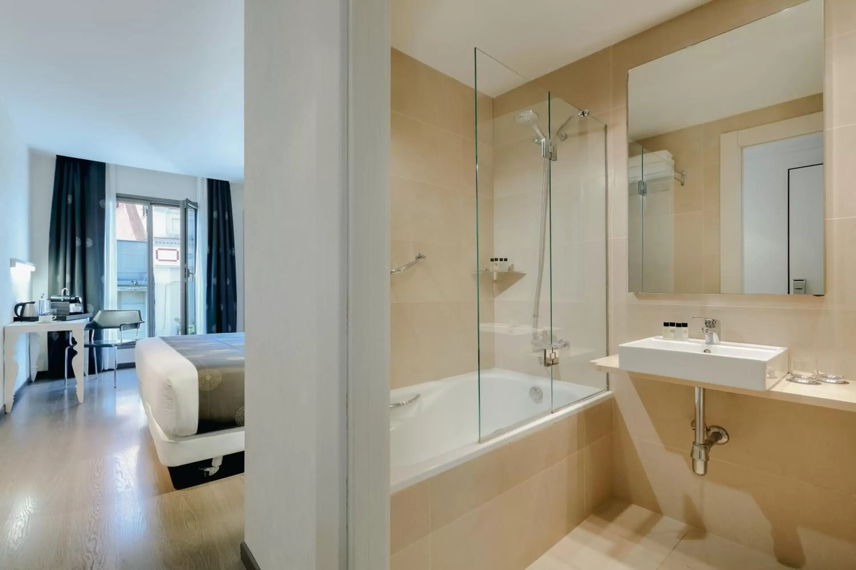 Bathroom in RAMBLAS HOTEL powered by Vincci Hoteles