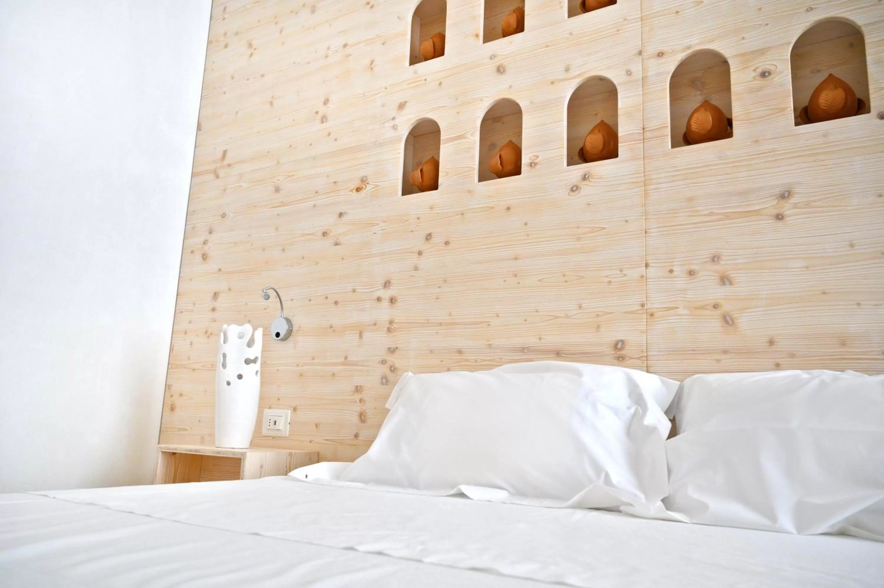 Decorative detail, Bed in Vico dell' Elce