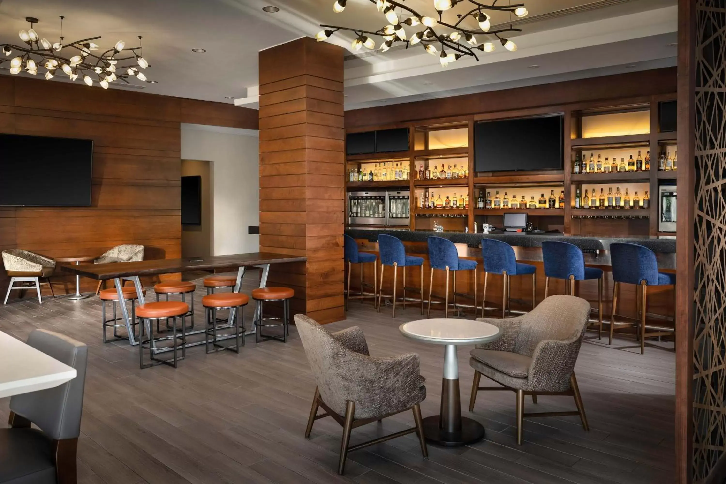 Restaurant/Places to Eat in The Westin Reston Heights