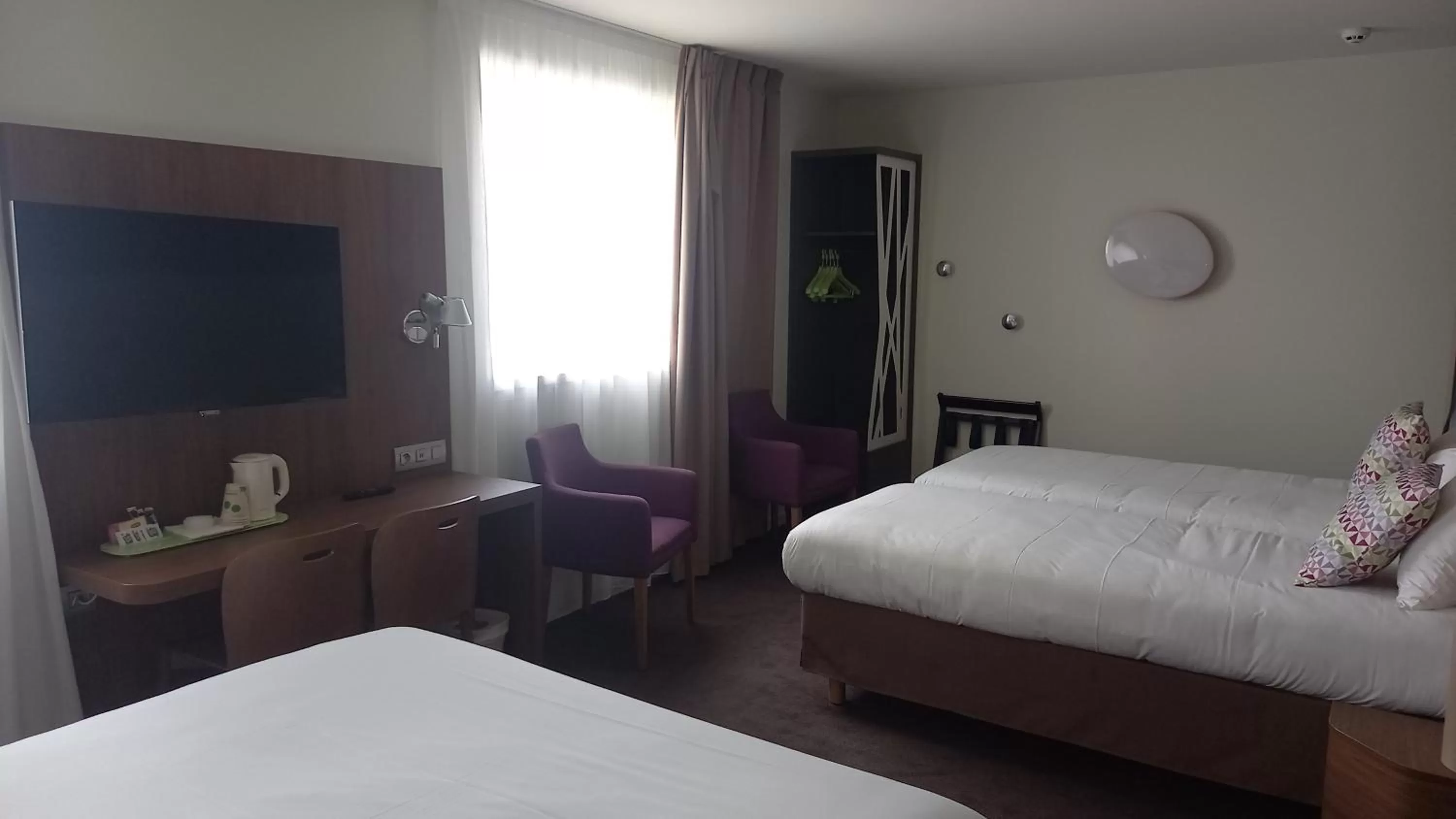 Bed in Campanile Le Mans Centre - Gare