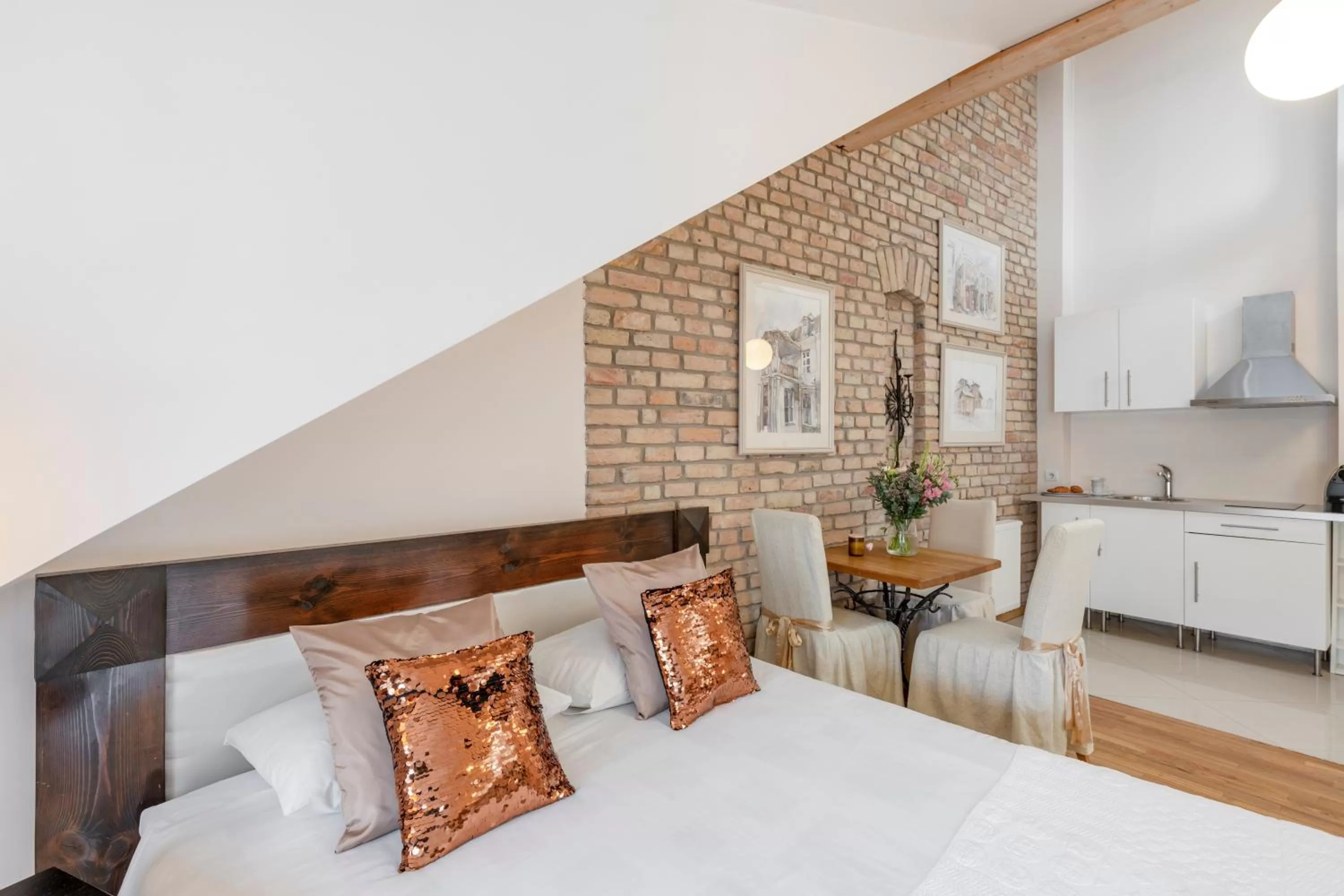 Bed in Vilnius Apartments